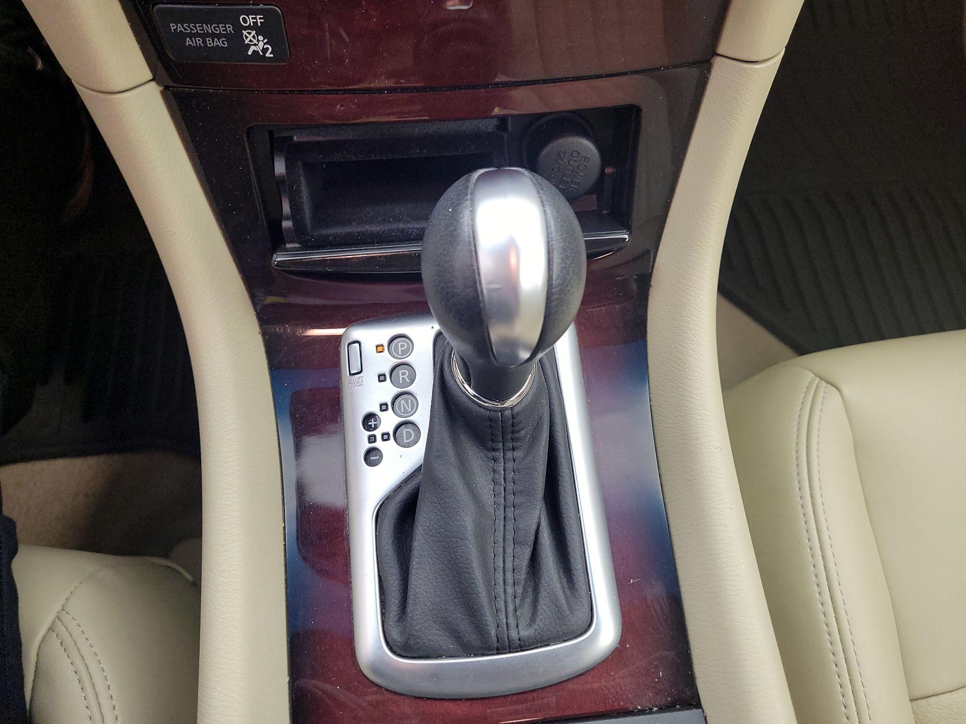 Thumbnail: 2017 INFINITI QX50 - 17