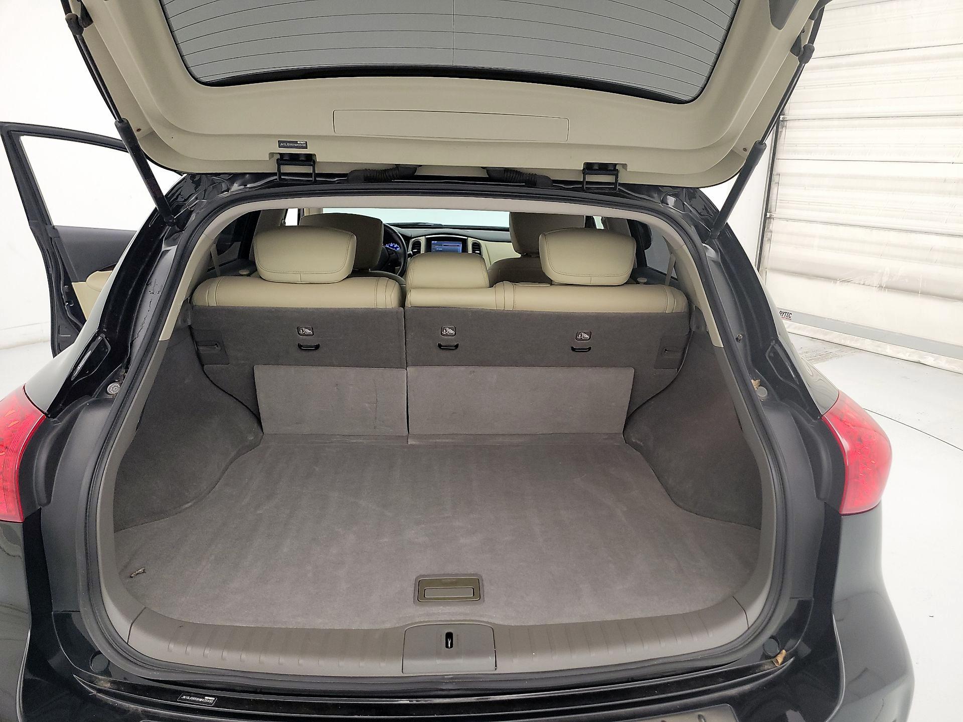 Thumbnail: 2017 INFINITI QX50 - 20