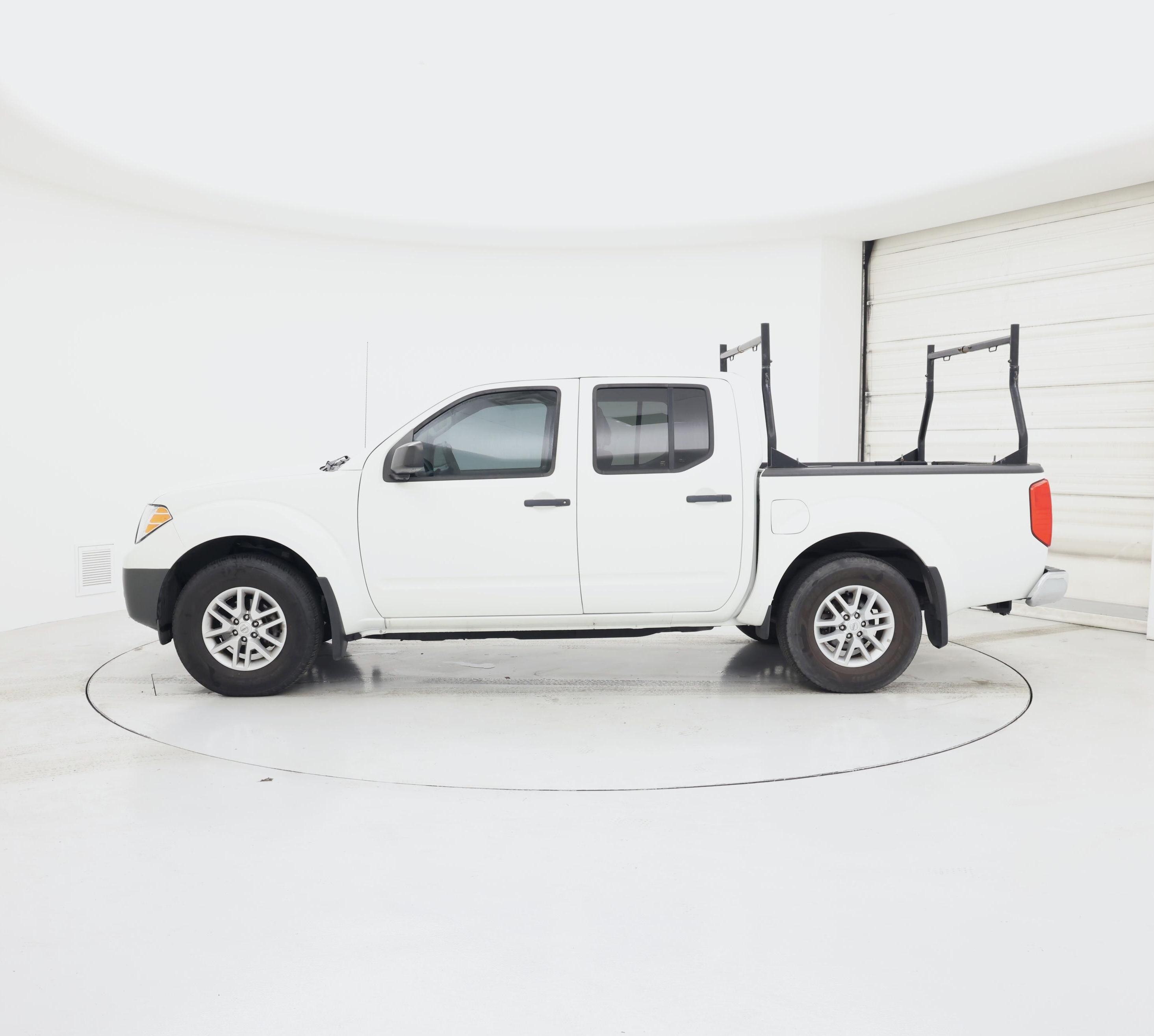 Thumbnail: 2021 Nissan Frontier - 3