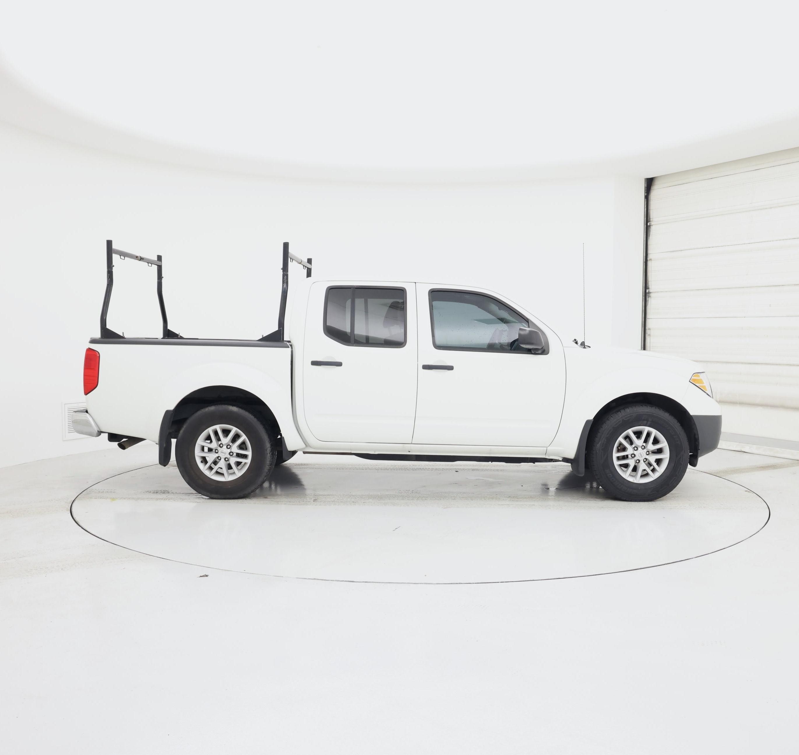 Thumbnail: 2021 Nissan Frontier - 7