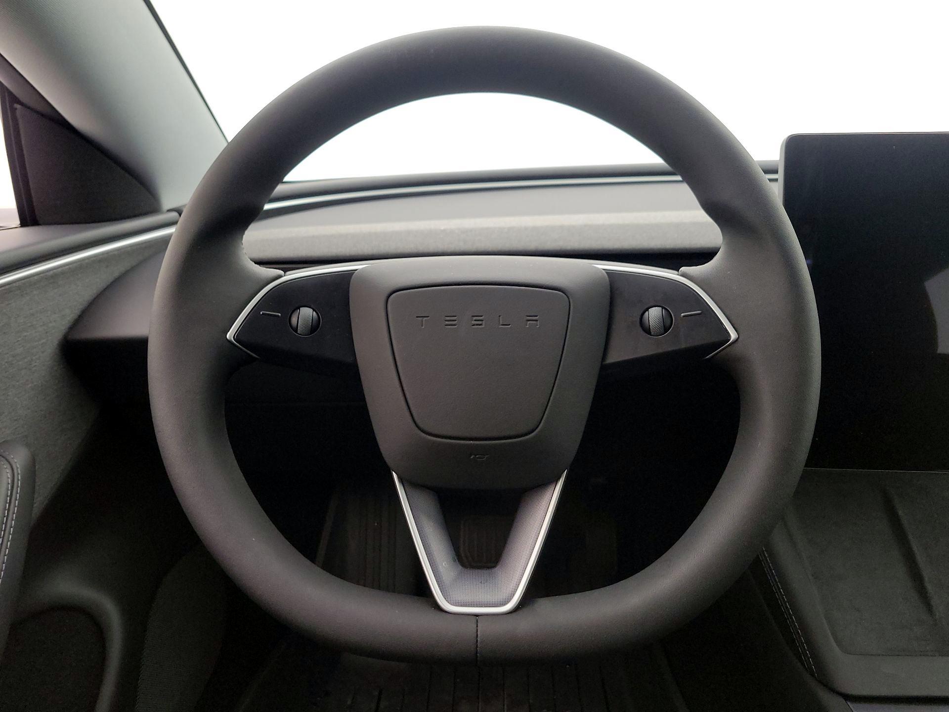 Thumbnail: 2025 Tesla Model 3 - 10