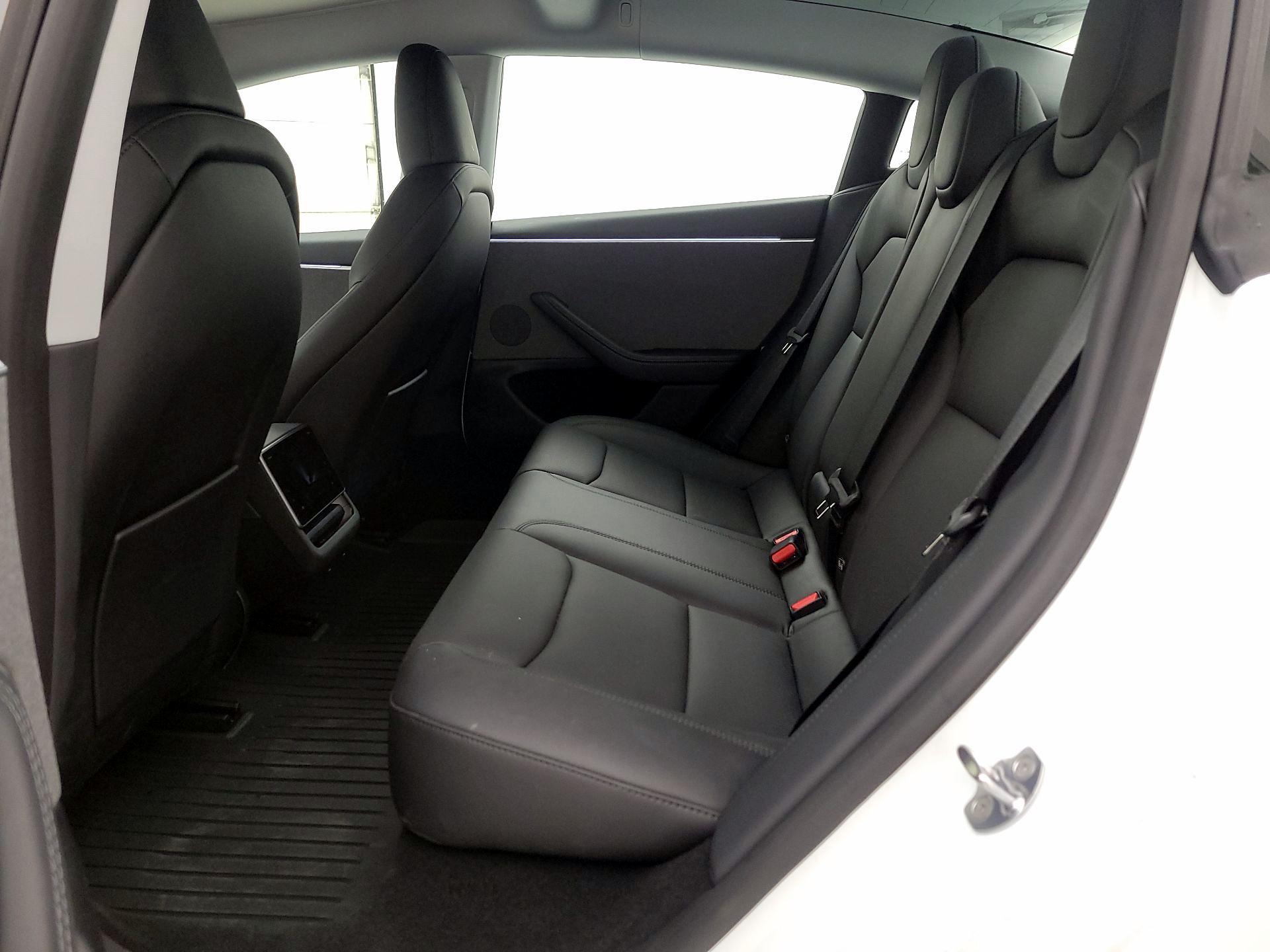 Thumbnail: 2025 Tesla Model 3 - 17