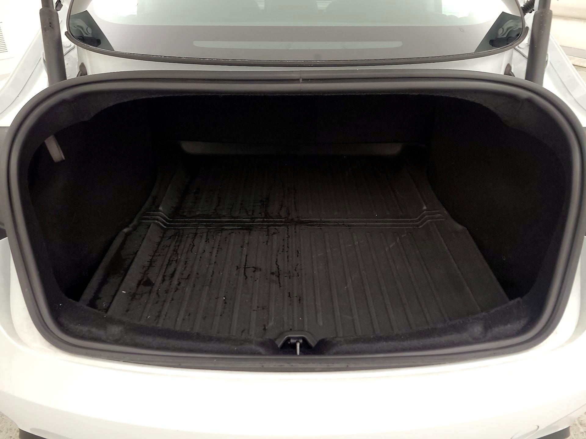 Thumbnail: 2025 Tesla Model 3 - 18