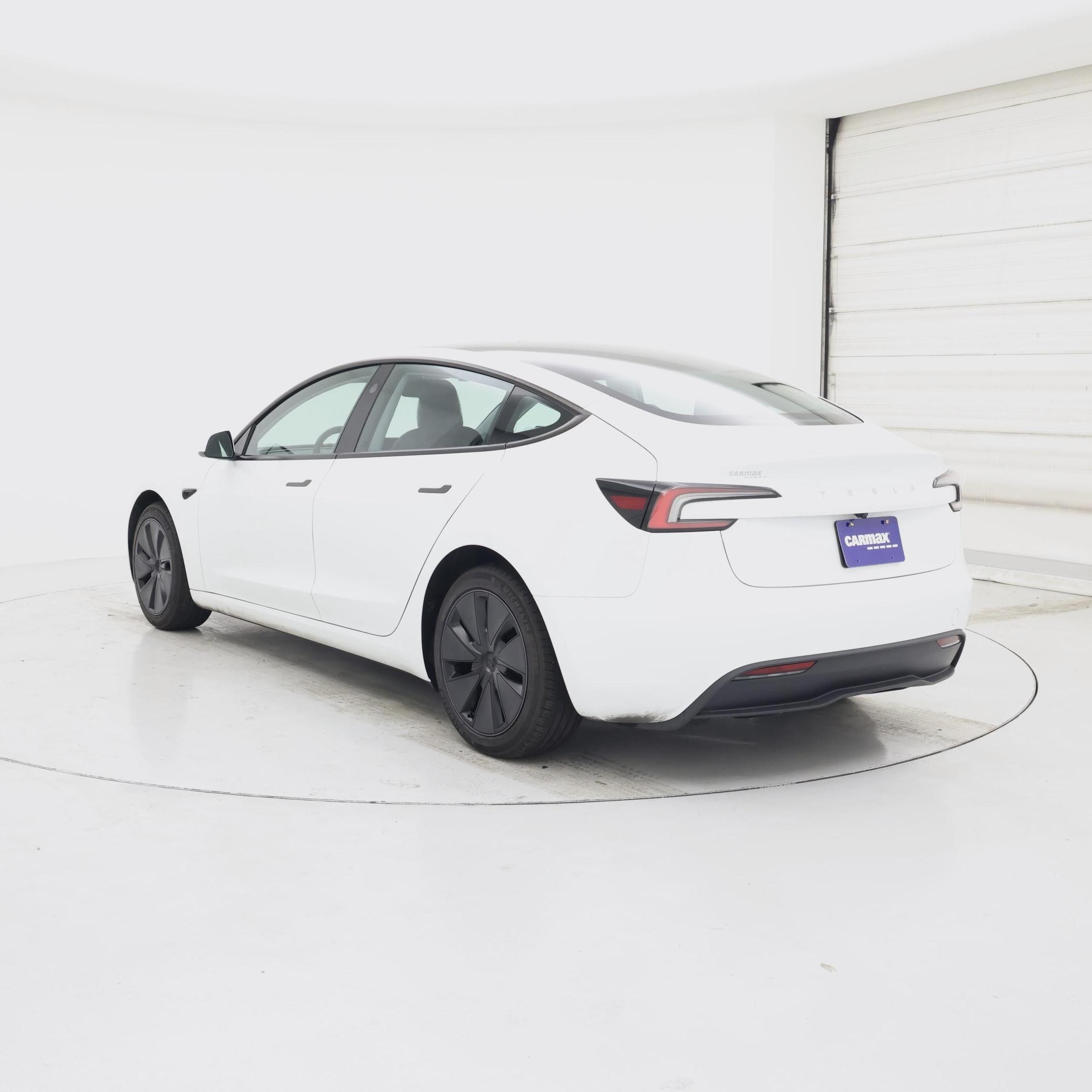 Thumbnail: 2025 Tesla Model 3 - 2