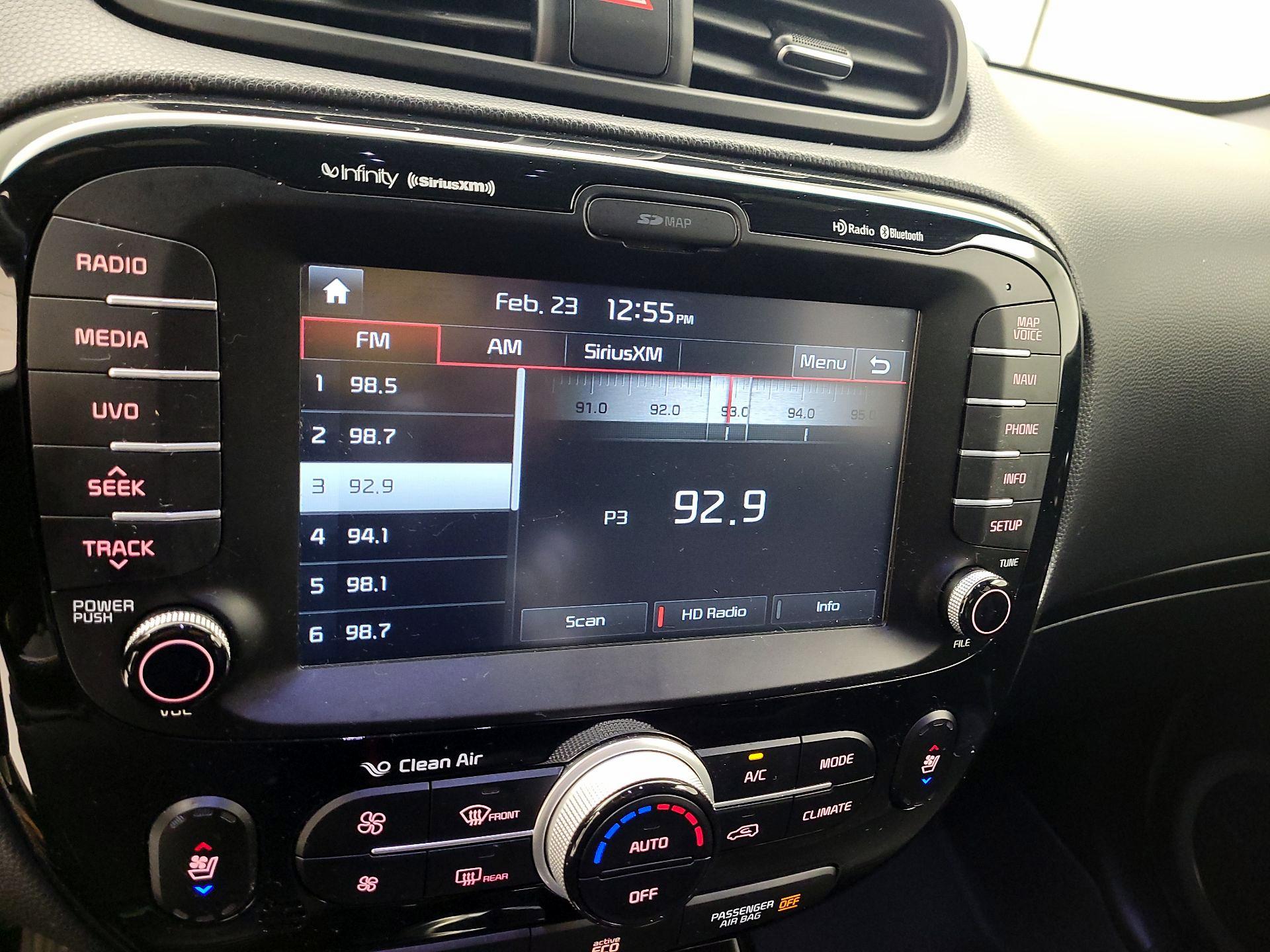 Thumbnail: 2014 Kia Soul - 13