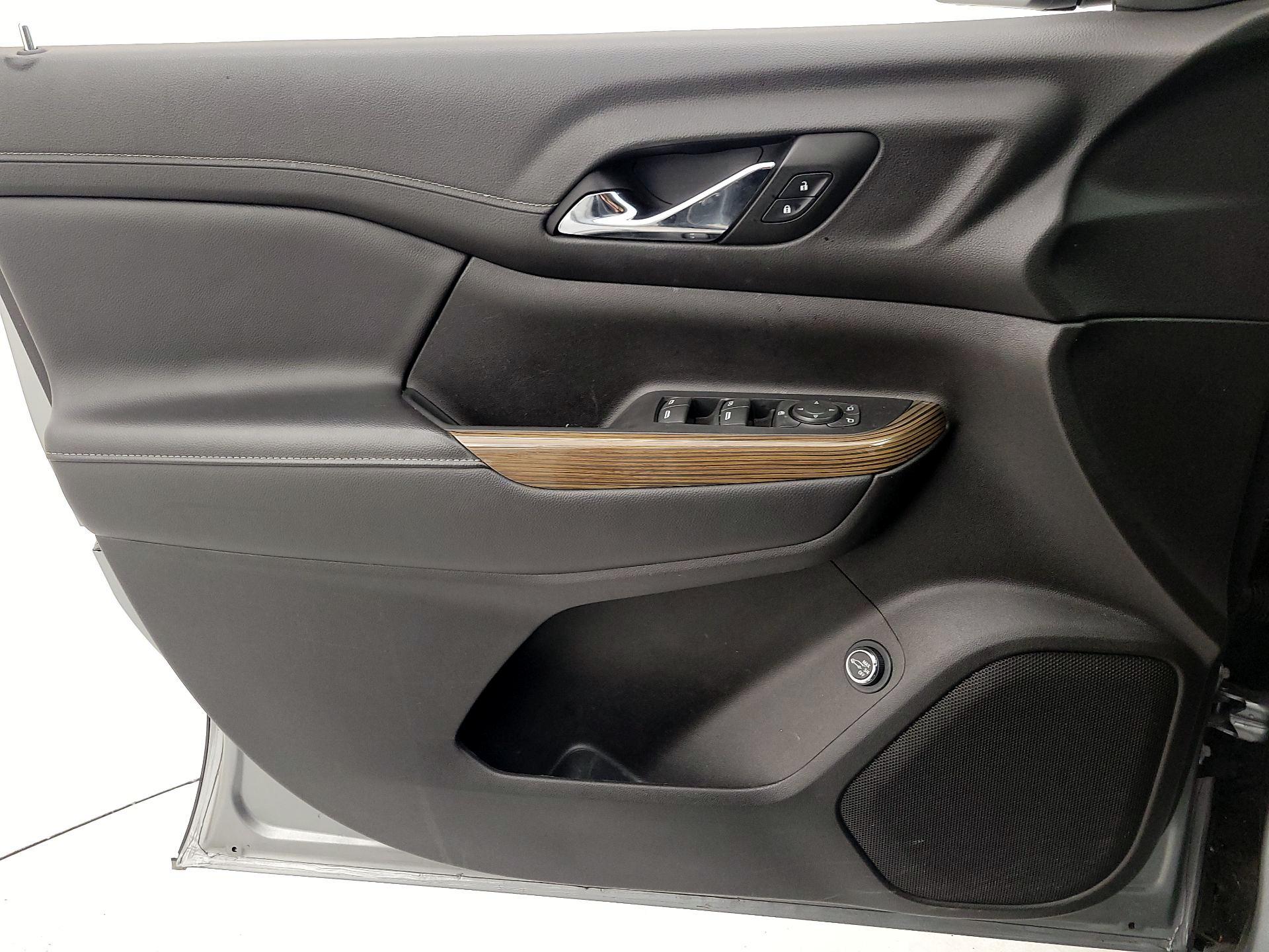 Thumbnail: 2023 GMC Acadia - 12