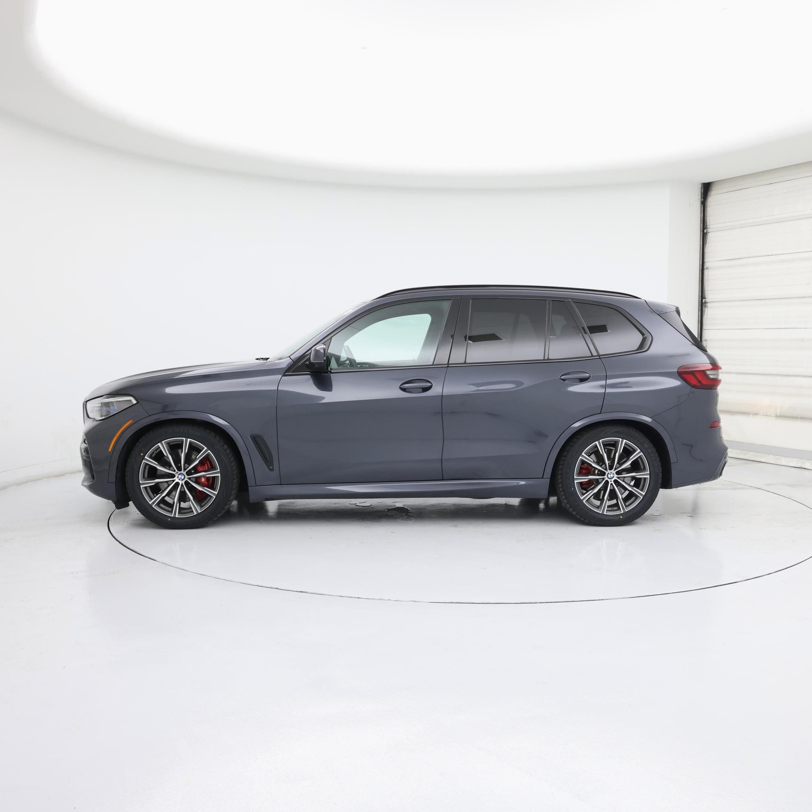 Thumbnail: 2021 BMW X5 - 3