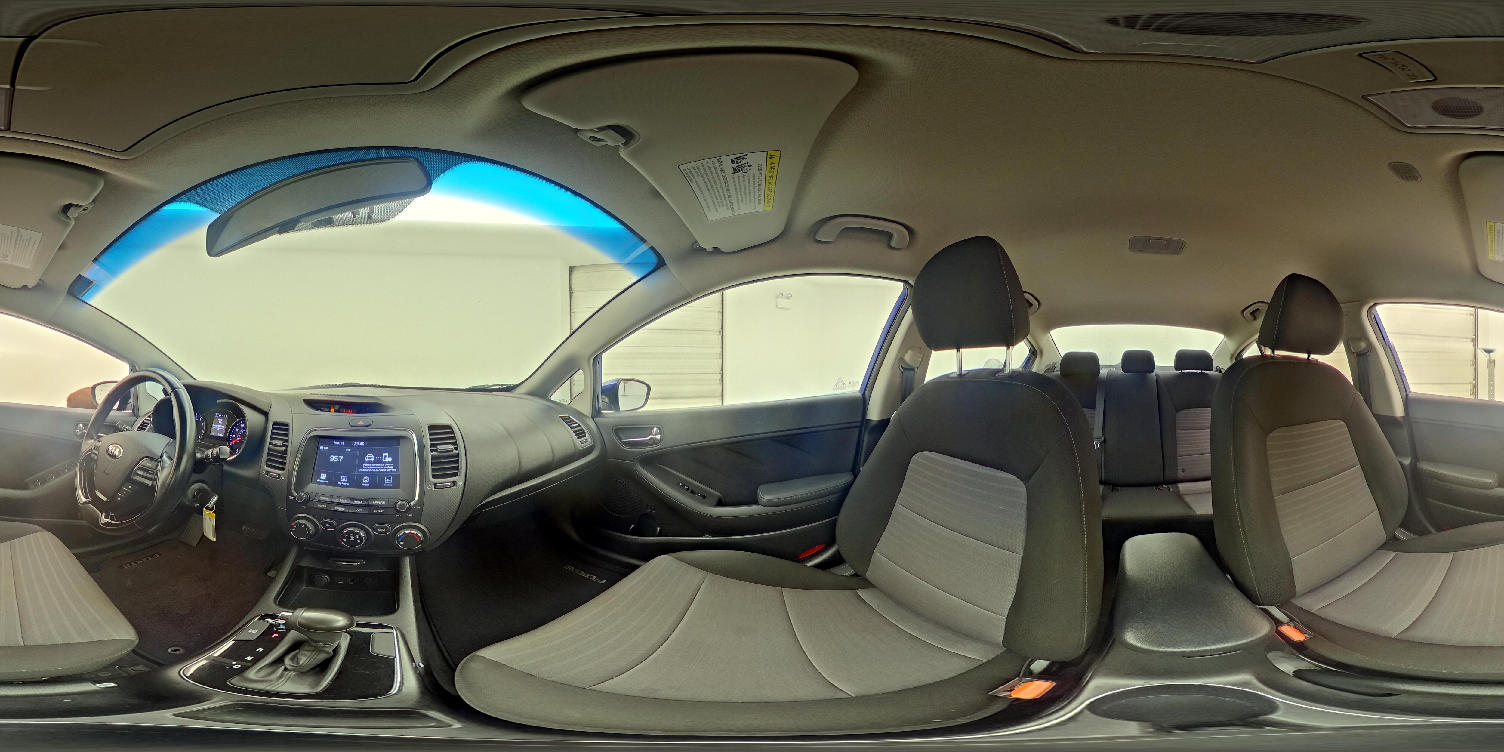 2018 Kia FORTE S - Photo 26