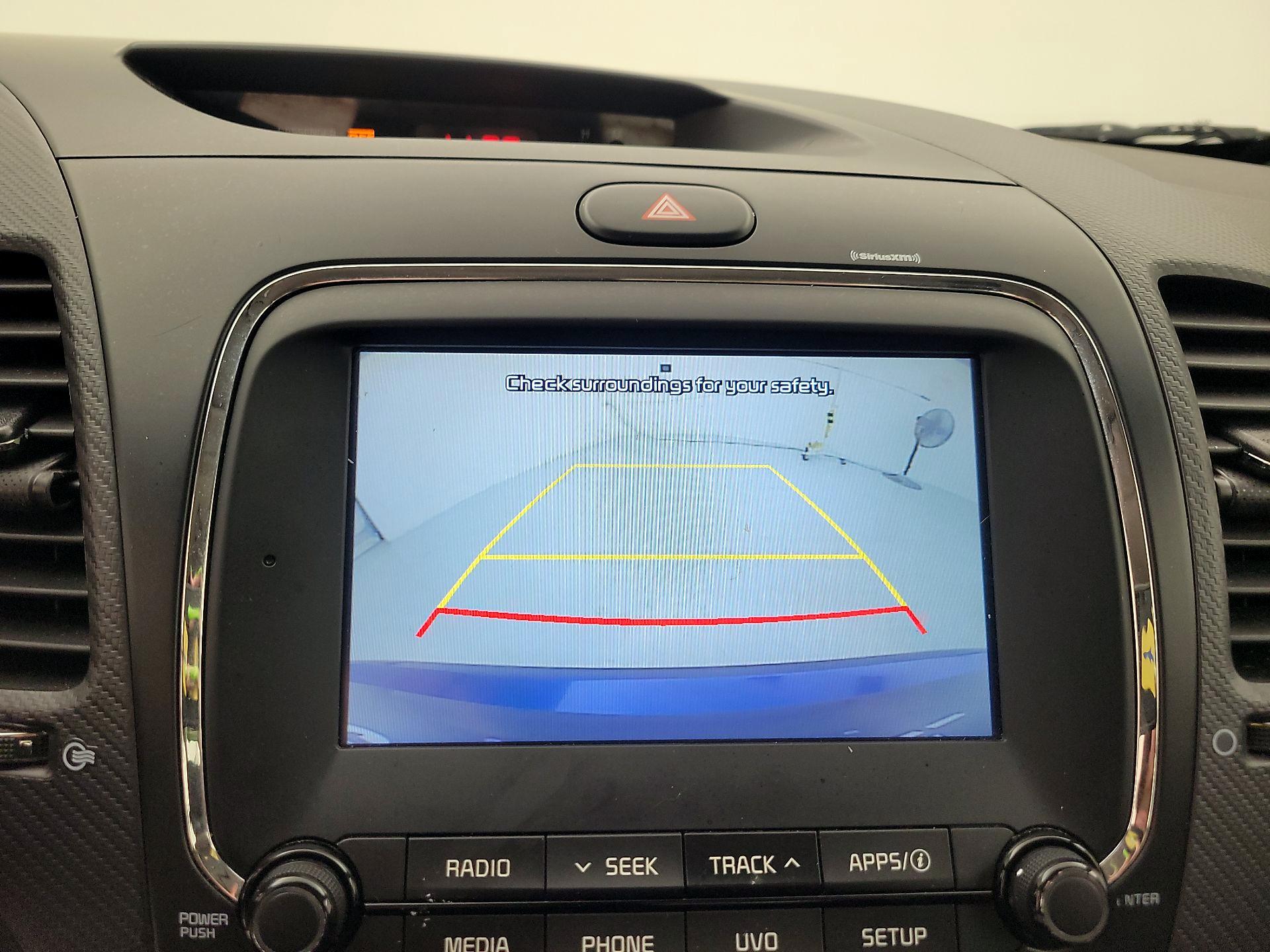 Thumbnail: 2018 Kia Forte - 14