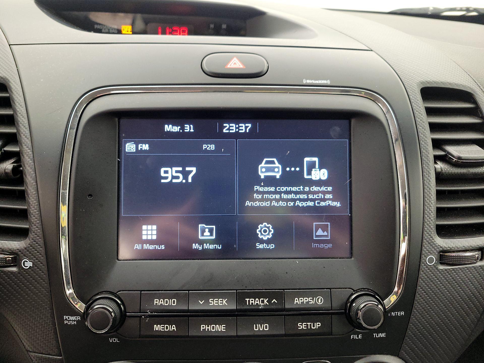 Thumbnail: 2018 Kia Forte - 15