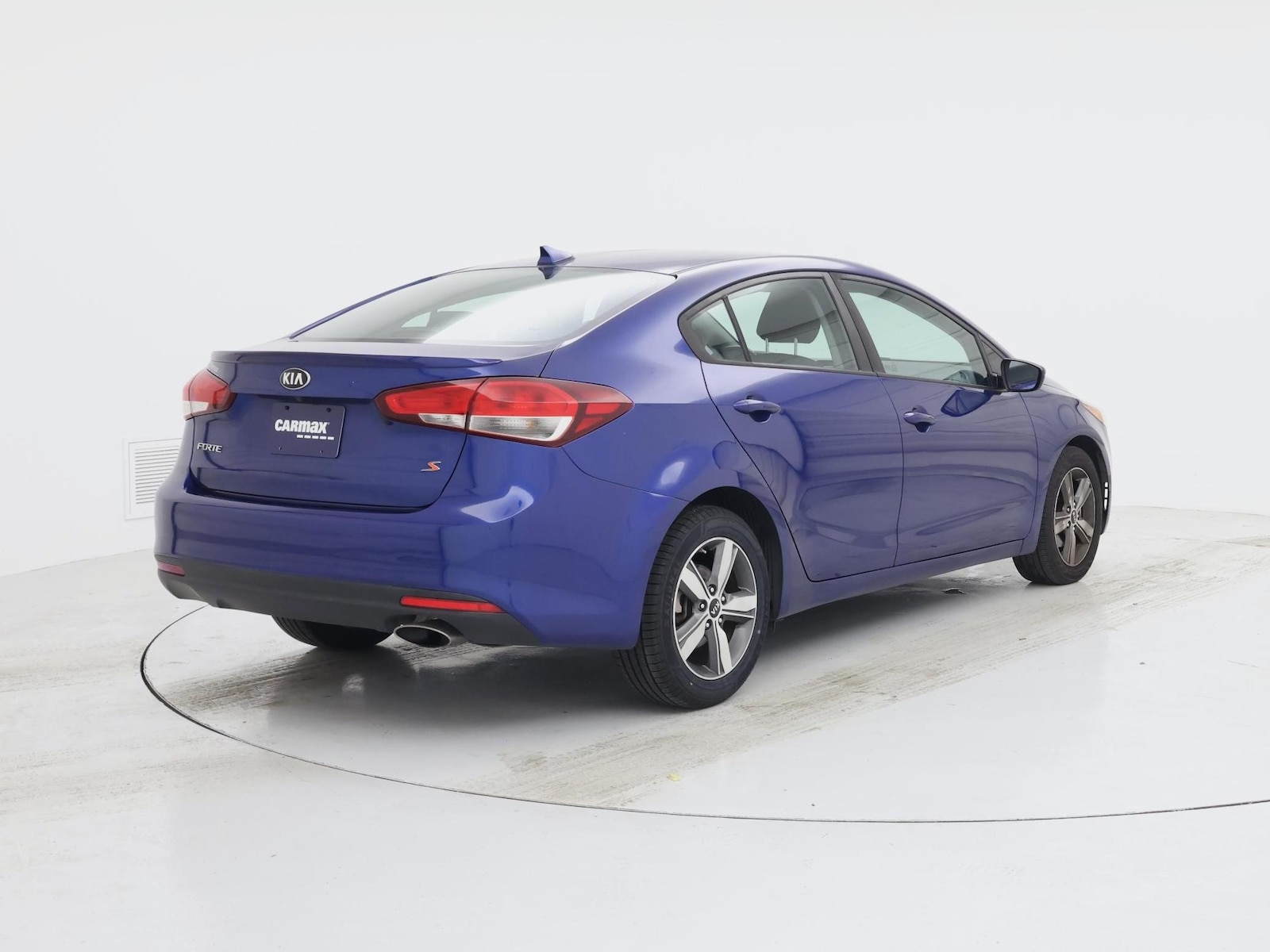 2018 Kia FORTE S - Photo 9