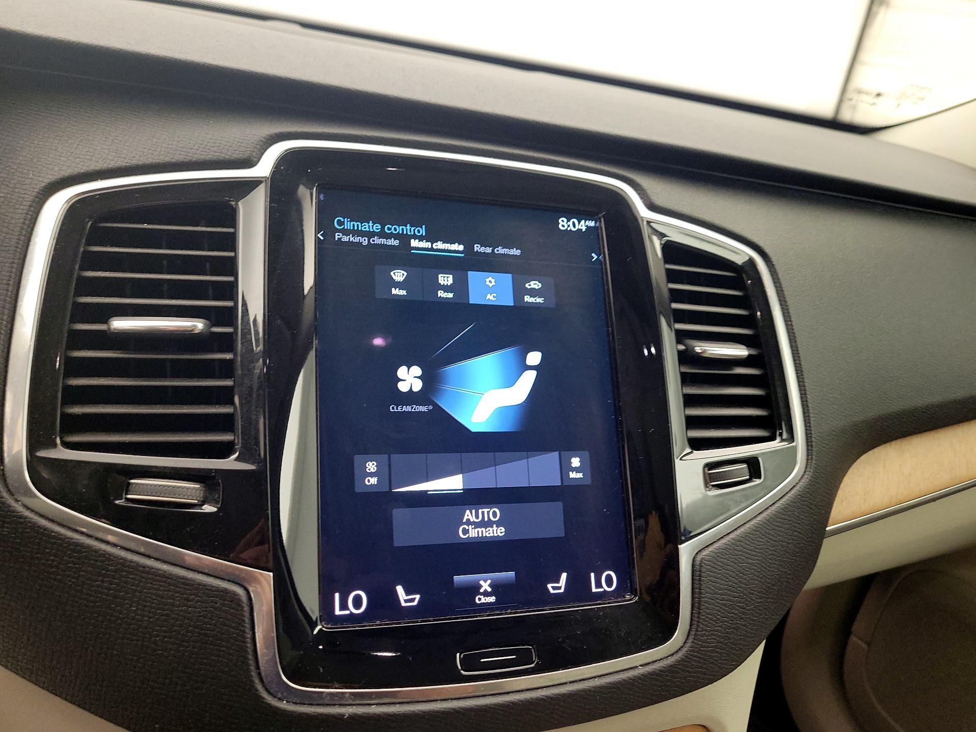 Thumbnail: 2021 Volvo XC90 - 16