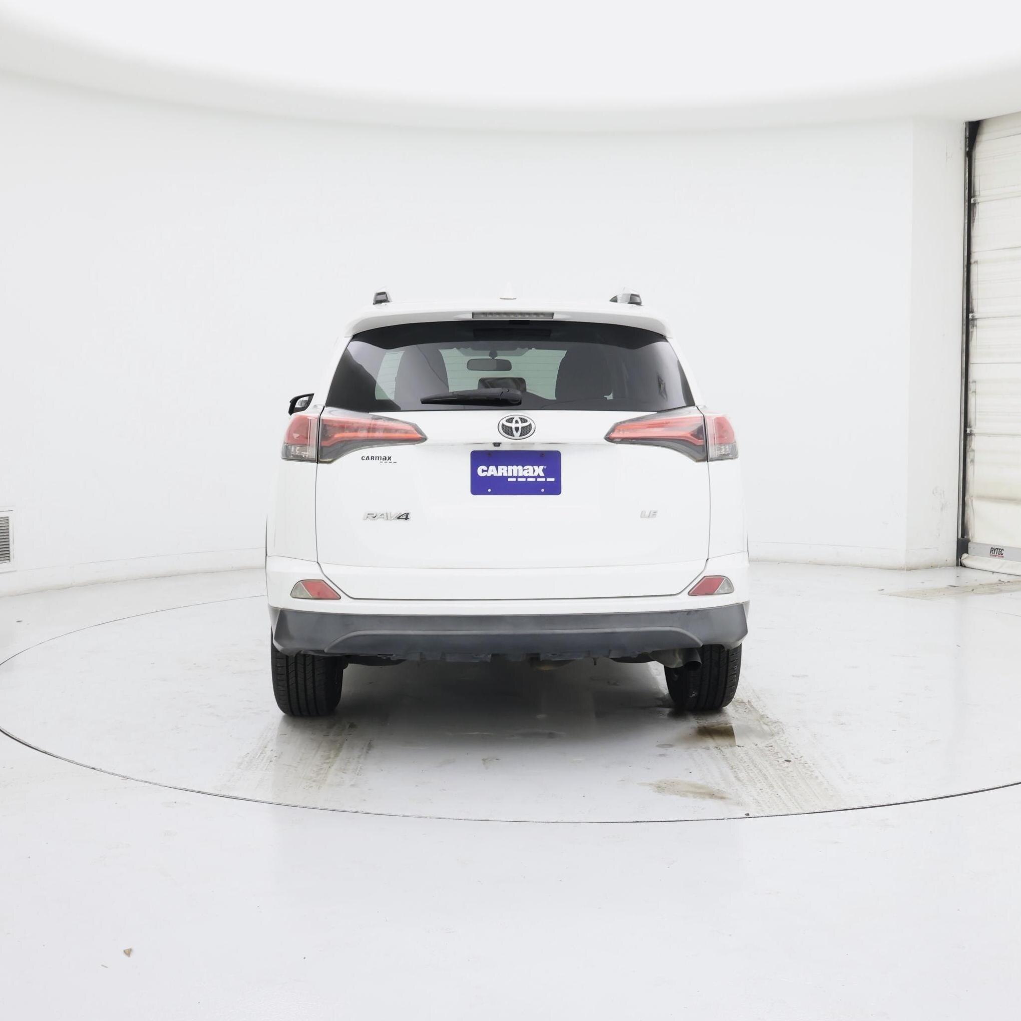 Thumbnail: 2016 Toyota RAV4 - 6