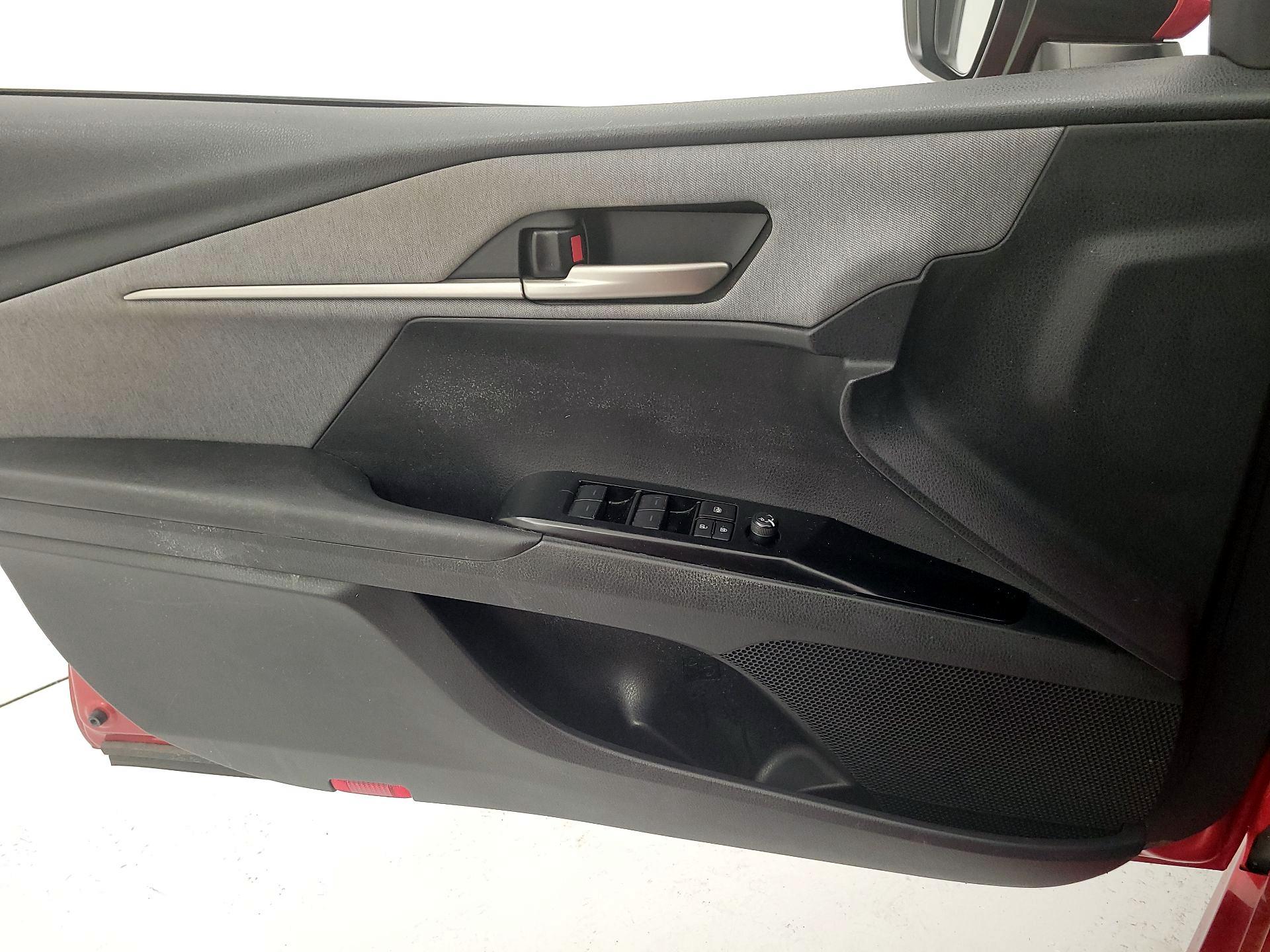 Thumbnail: 2025 Toyota Camry - 12