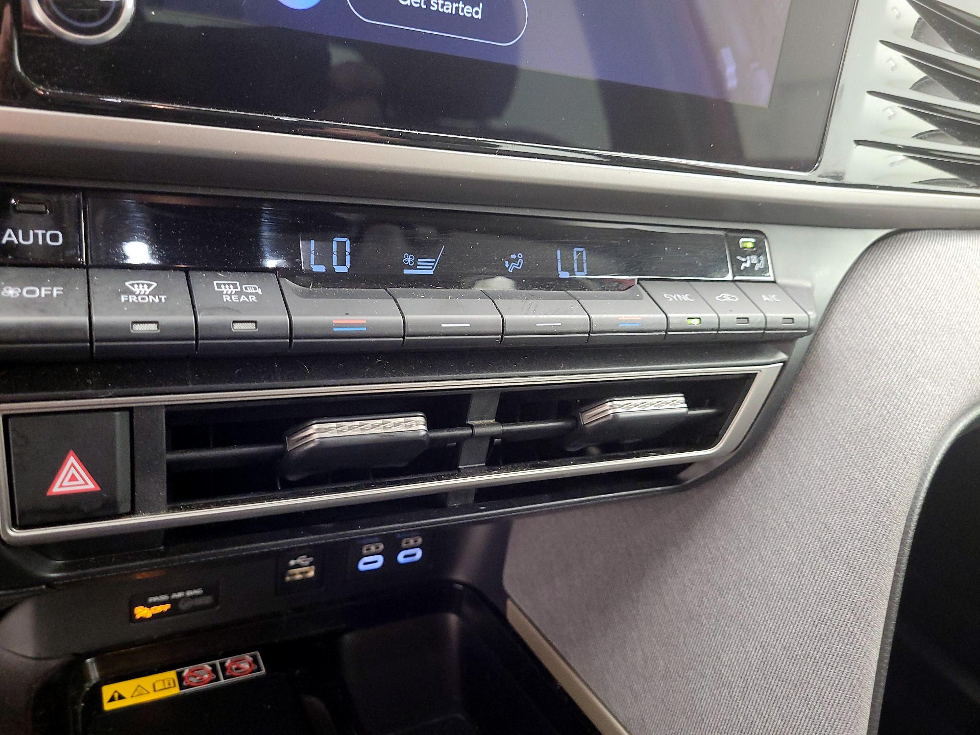 Thumbnail: 2025 Toyota Camry - 16