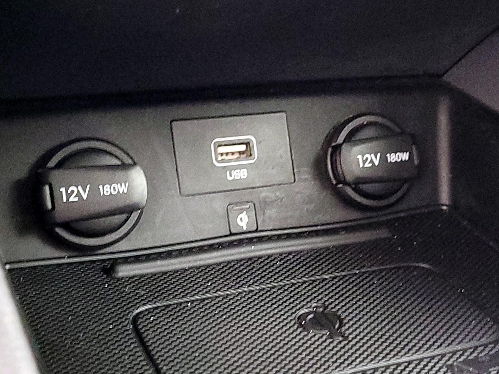 Thumbnail: 2020 Hyundai Ioniq - 18