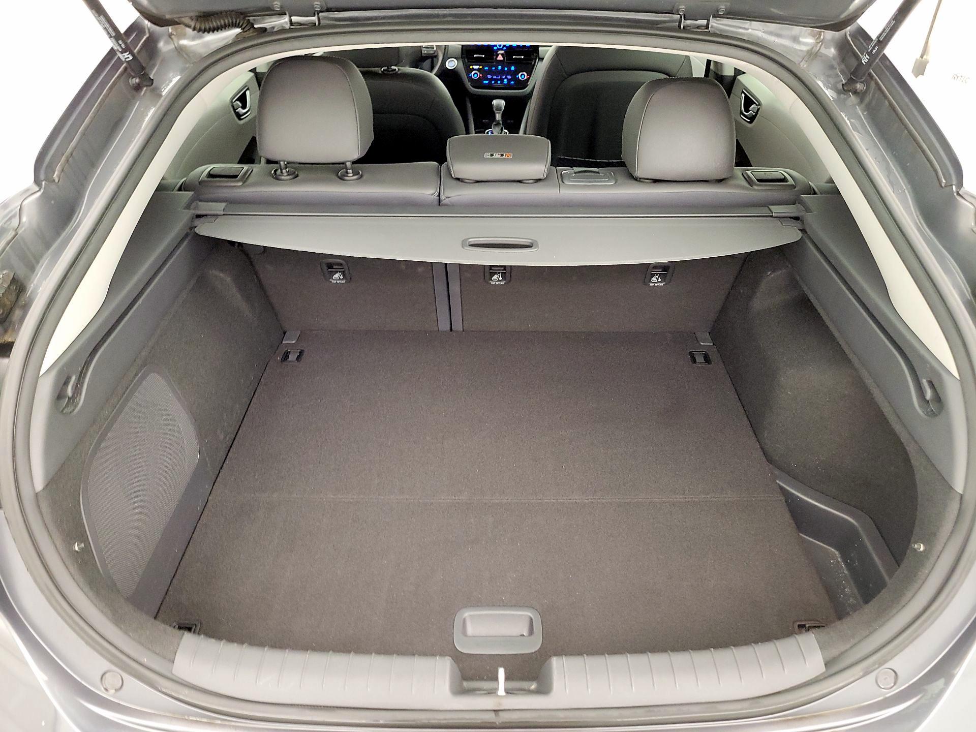 Thumbnail: 2020 Hyundai Ioniq - 20