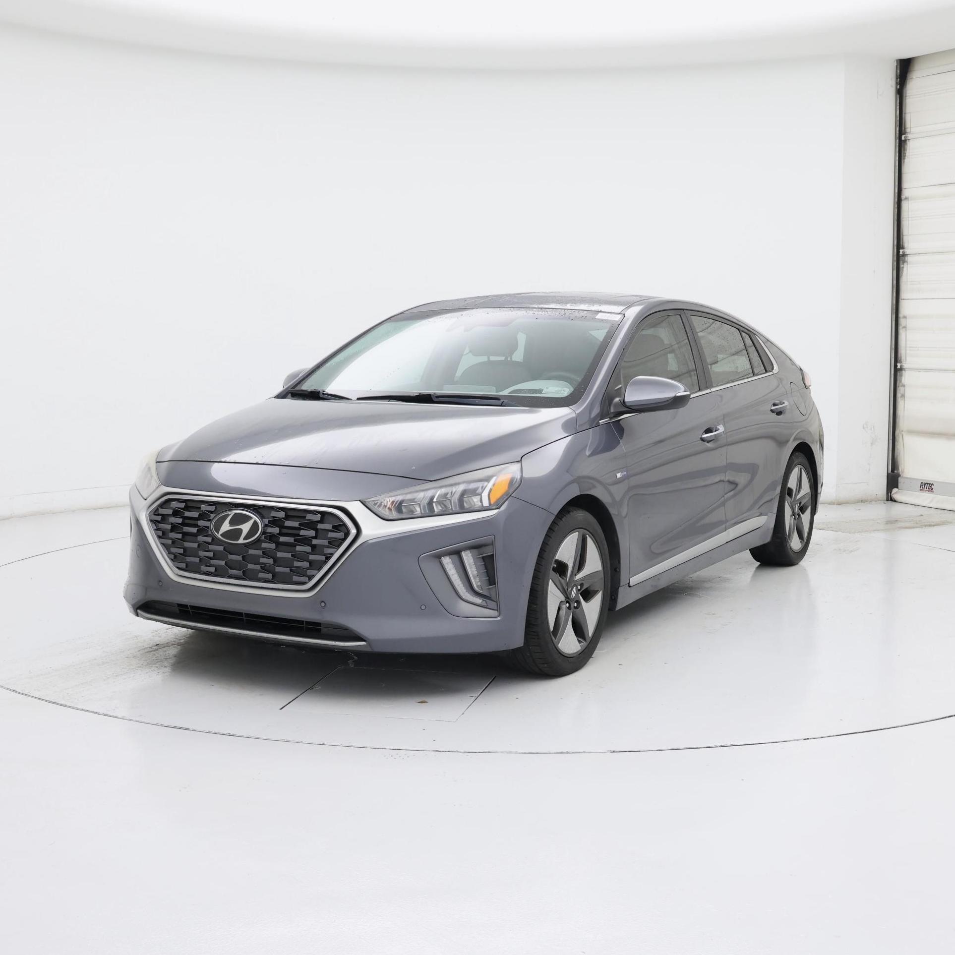 Thumbnail: 2020 Hyundai Ioniq - 4
