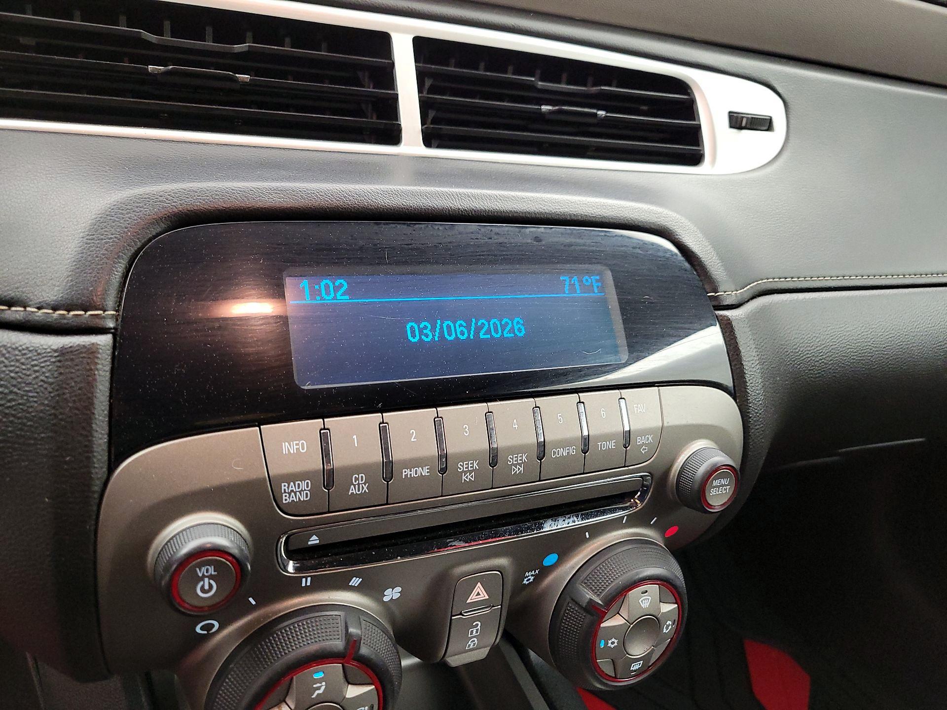 Thumbnail: 2015 Chevrolet Camaro - 14