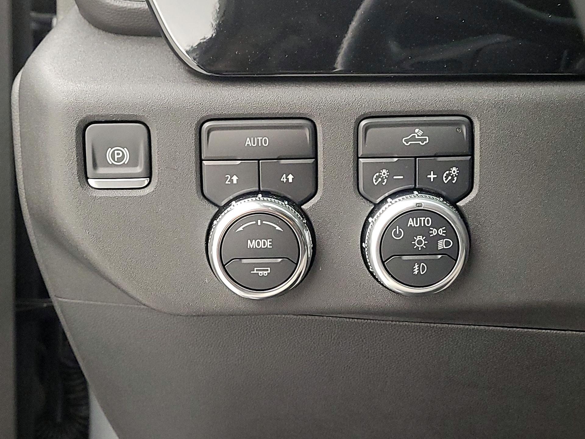 Thumbnail: 2024 GMC Sierra 1500 - 13