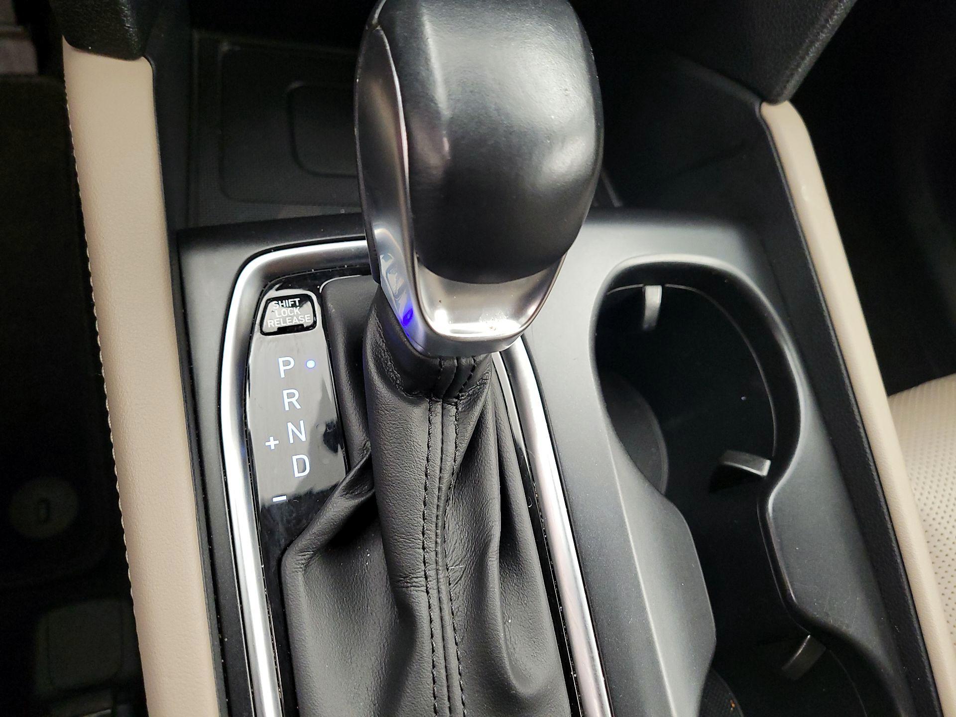 Thumbnail: 2020 Hyundai Santa Fe - 15