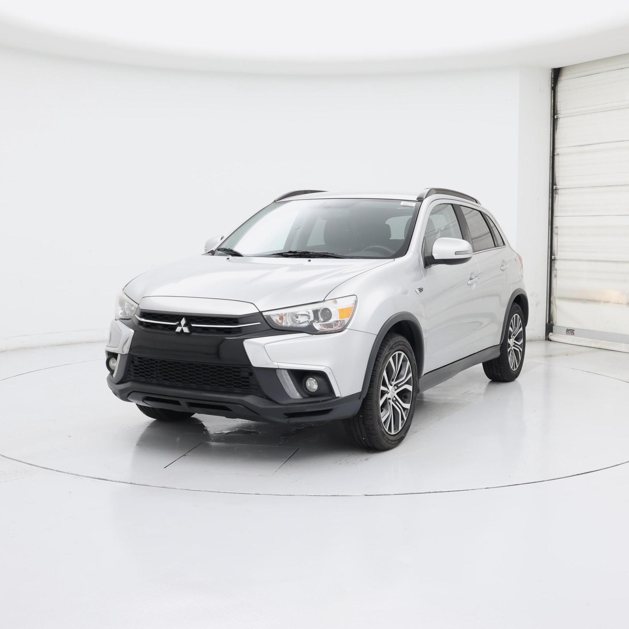 Thumbnail: 2018 Mitsubishi Outlander Sport - 4