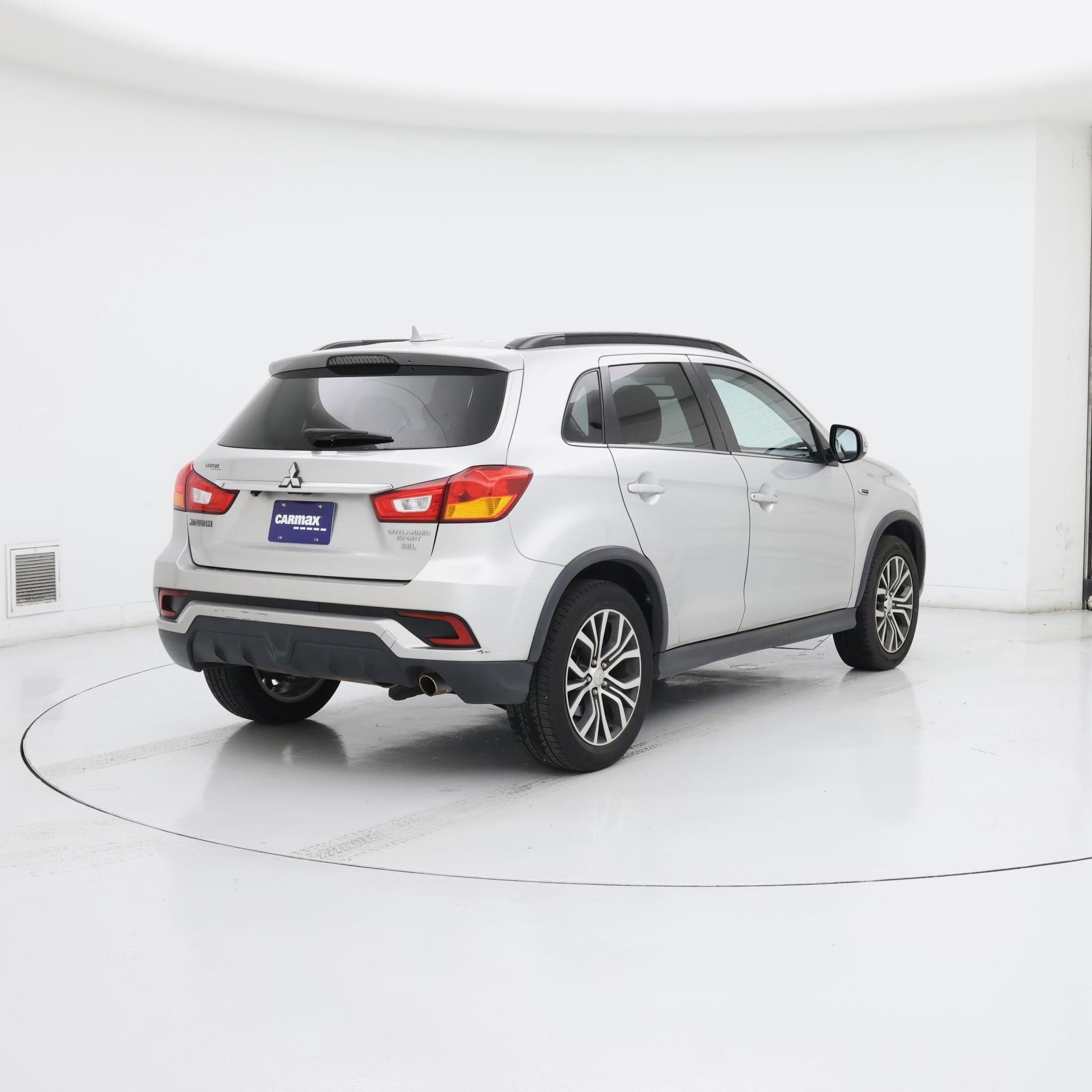 Thumbnail: 2018 Mitsubishi Outlander Sport - 8