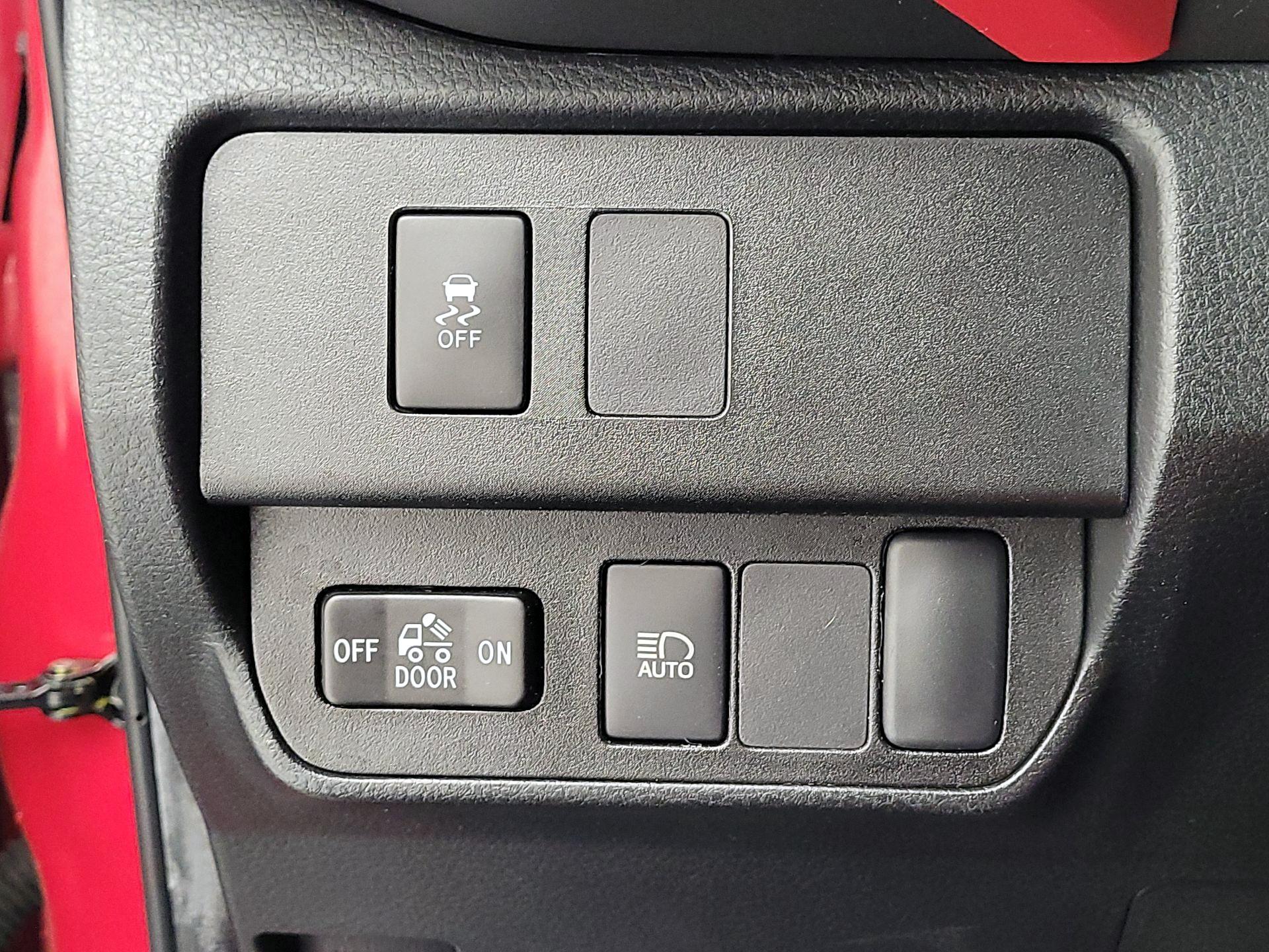 Thumbnail: 2023 Toyota Tacoma - 13