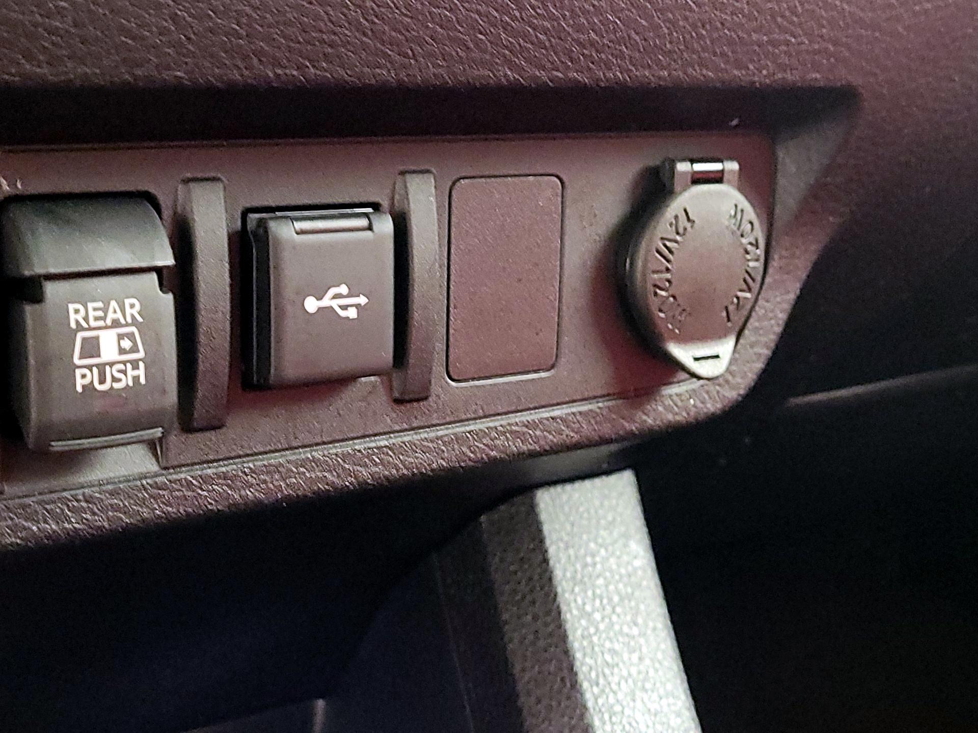 Thumbnail: 2023 Toyota Tacoma - 18