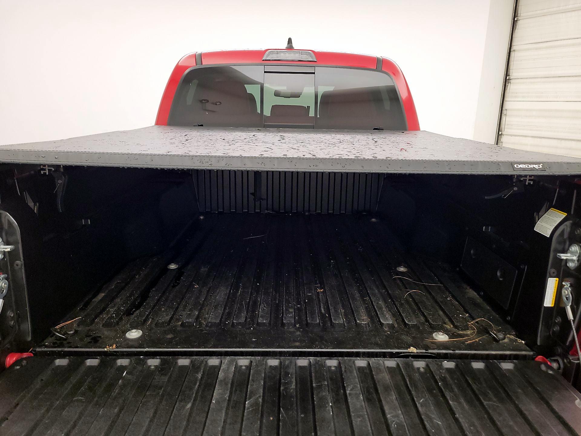 Thumbnail: 2023 Toyota Tacoma - 20