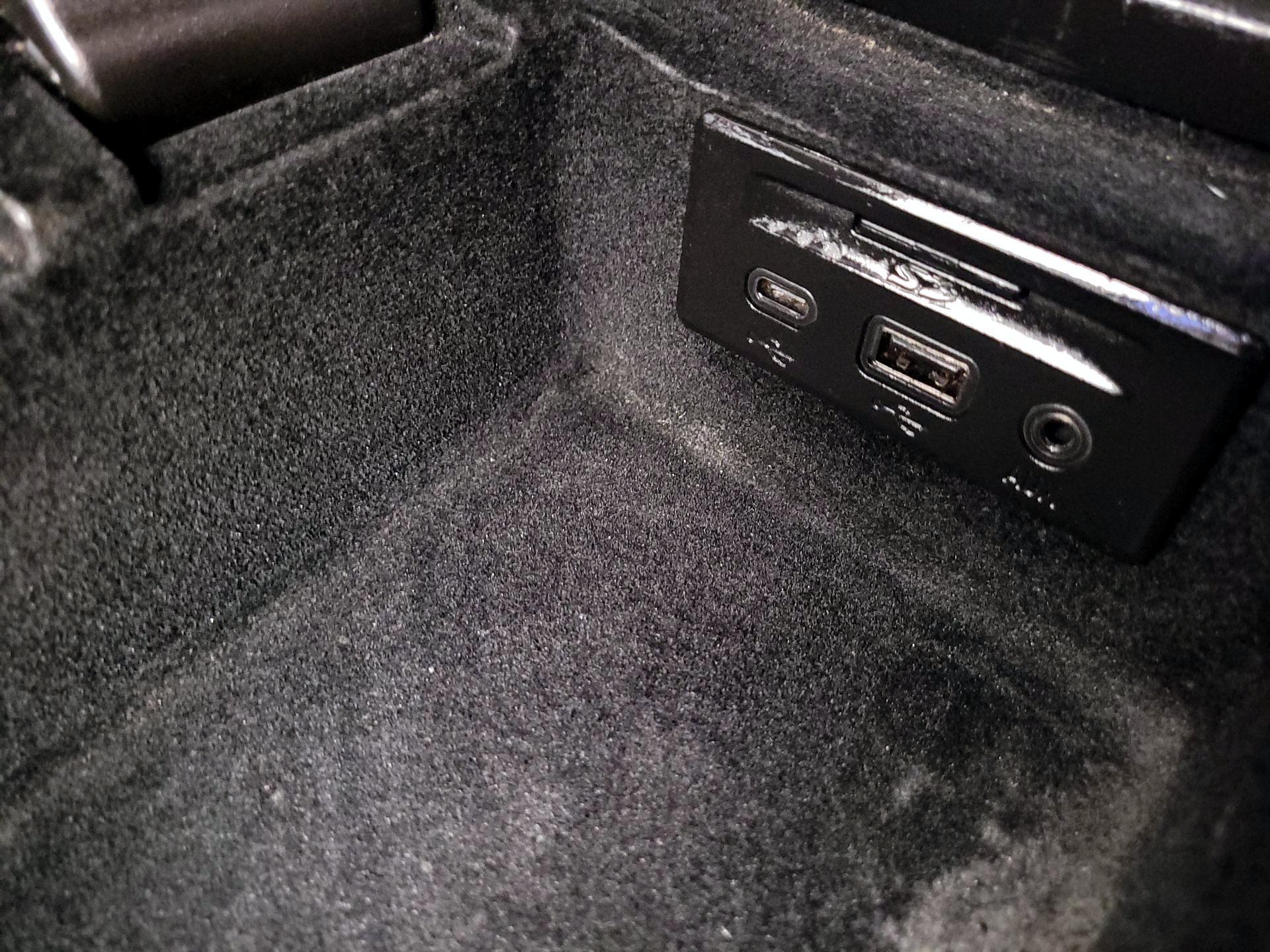 Thumbnail: 2021 Chevrolet Corvette - 18