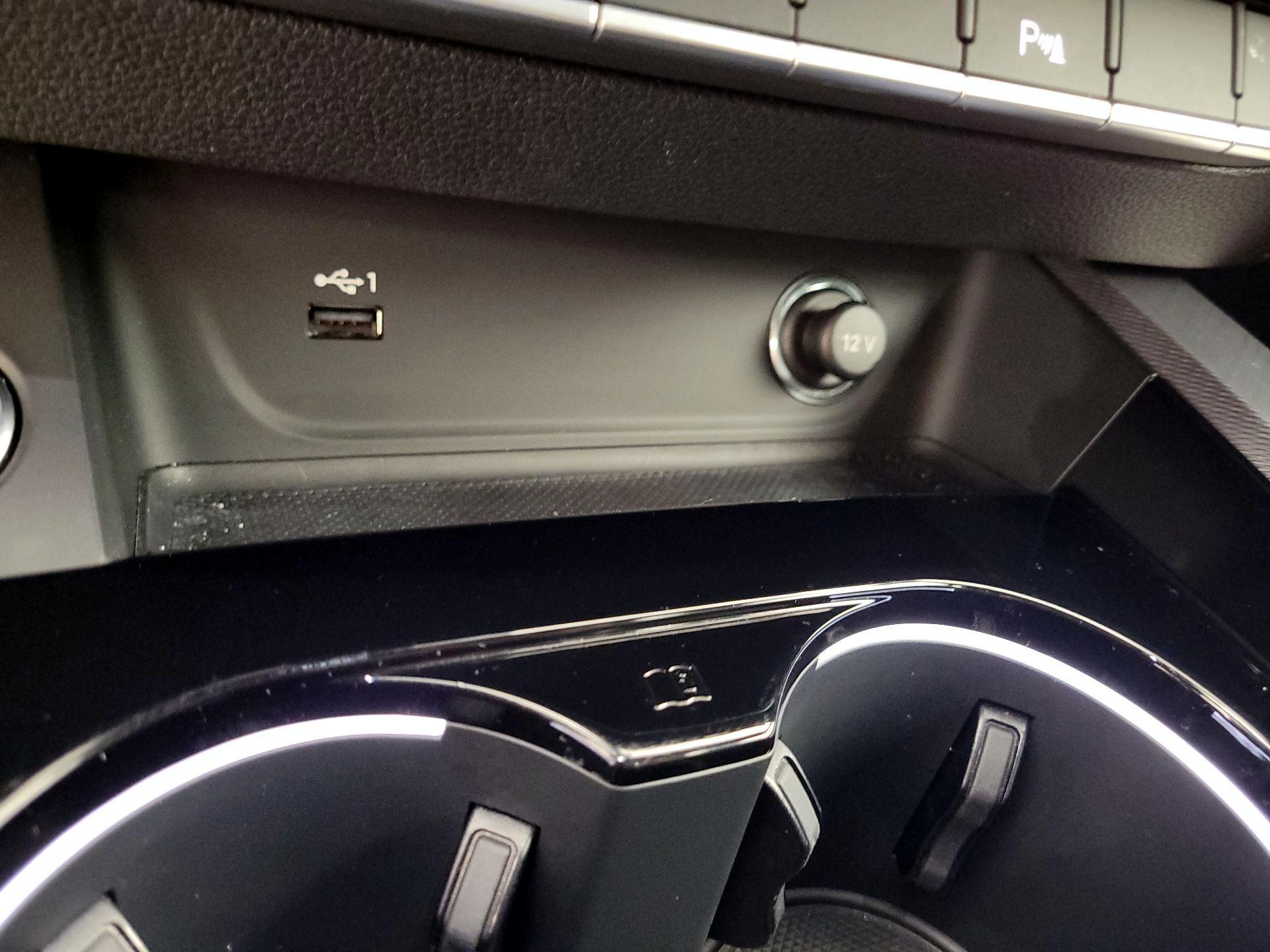 Thumbnail: 2023 Audi A4 - 18