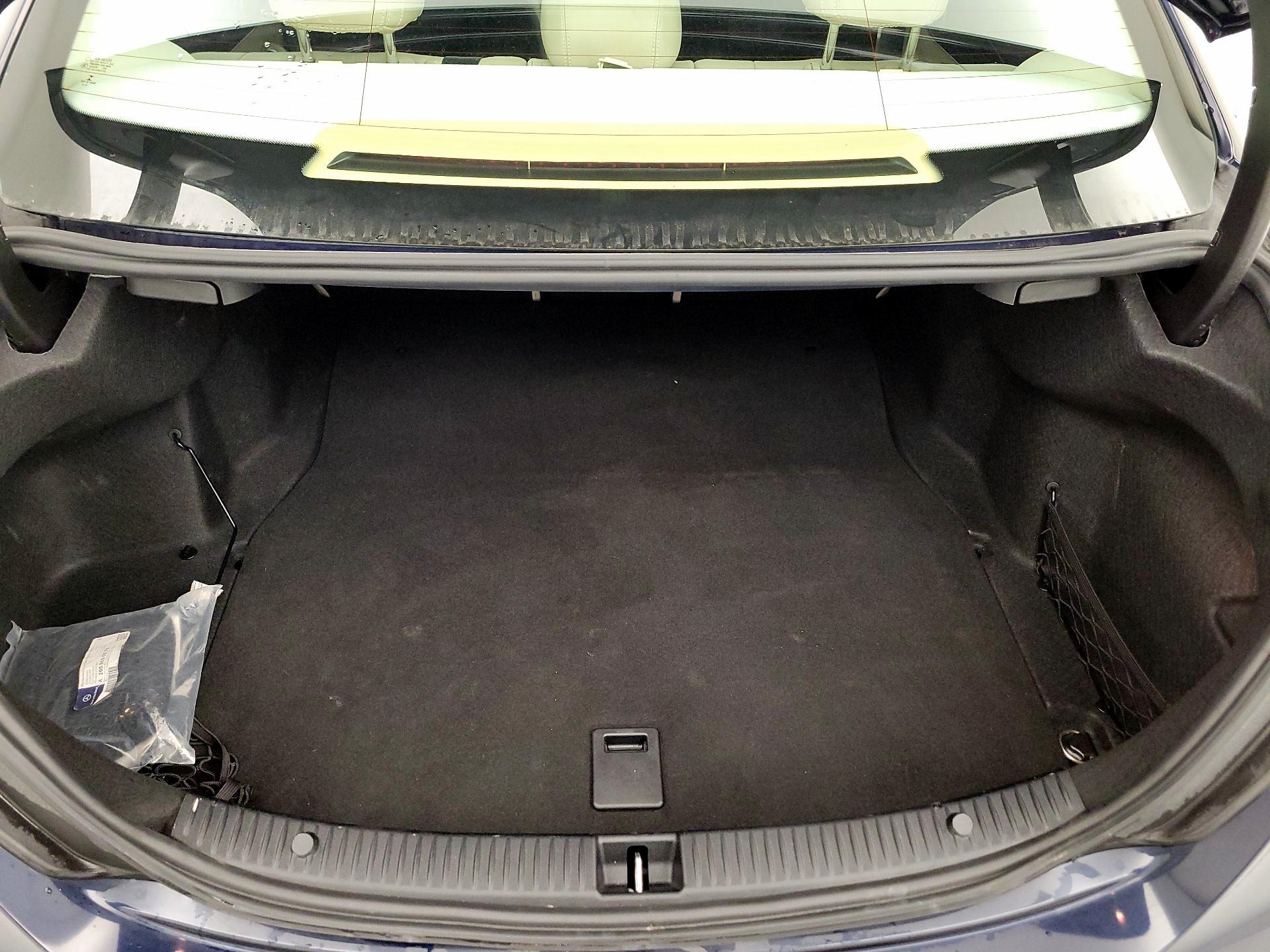 Thumbnail: 2017 Mercedes-Benz C-Class - 16