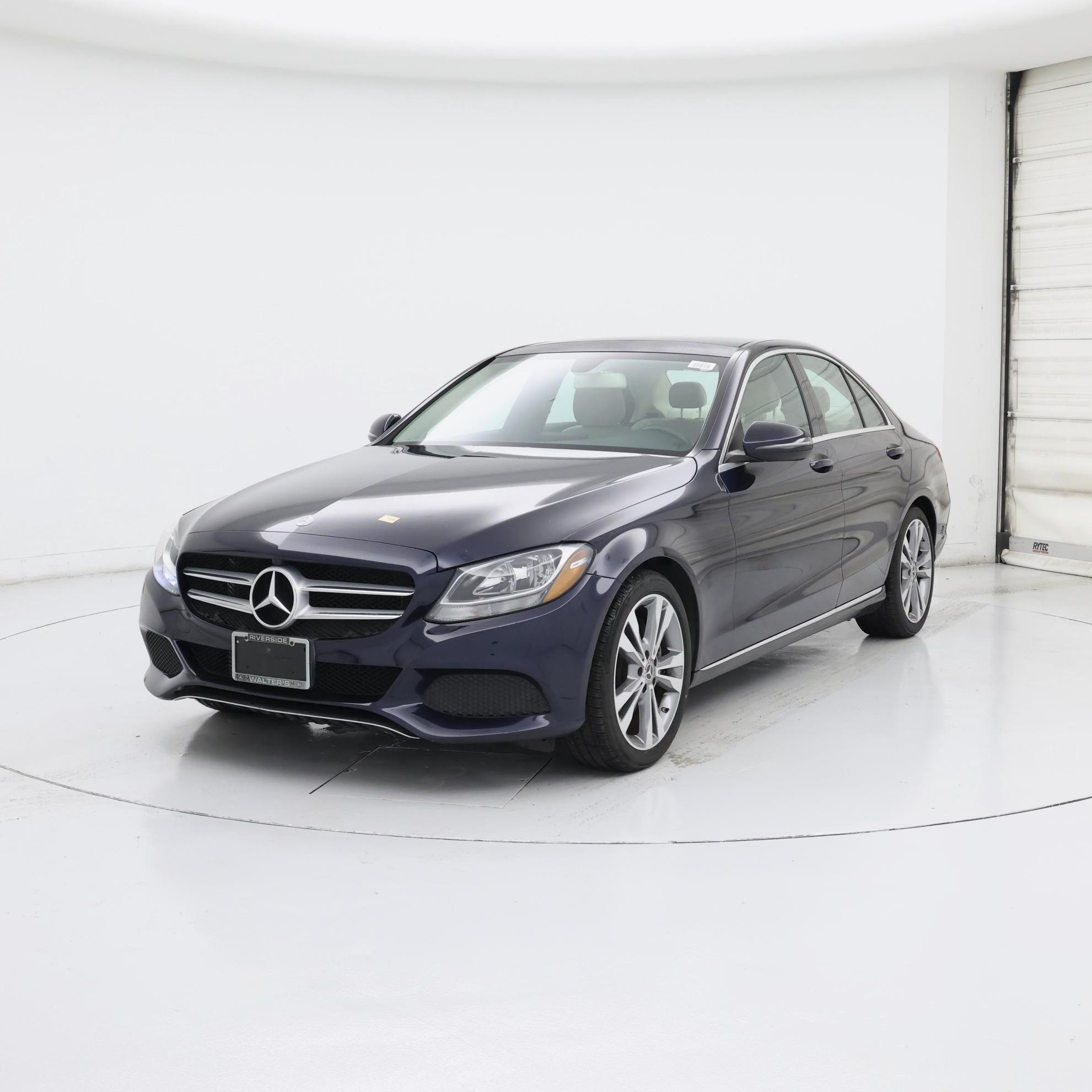 Thumbnail: 2017 Mercedes-Benz C-Class - 4