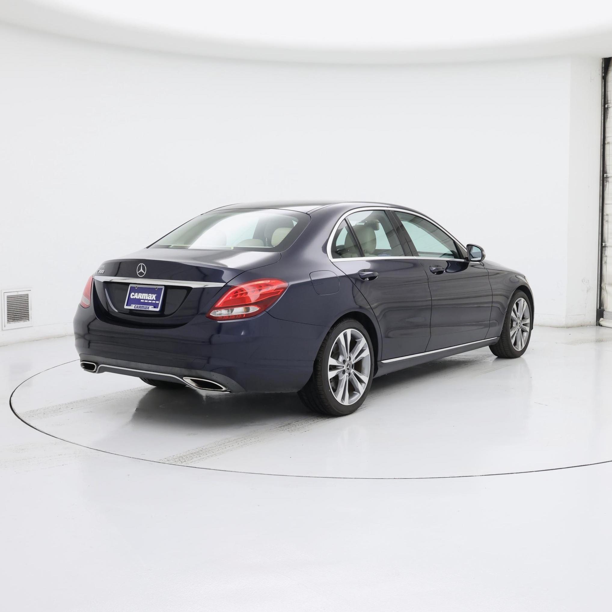 Thumbnail: 2017 Mercedes-Benz C-Class - 8