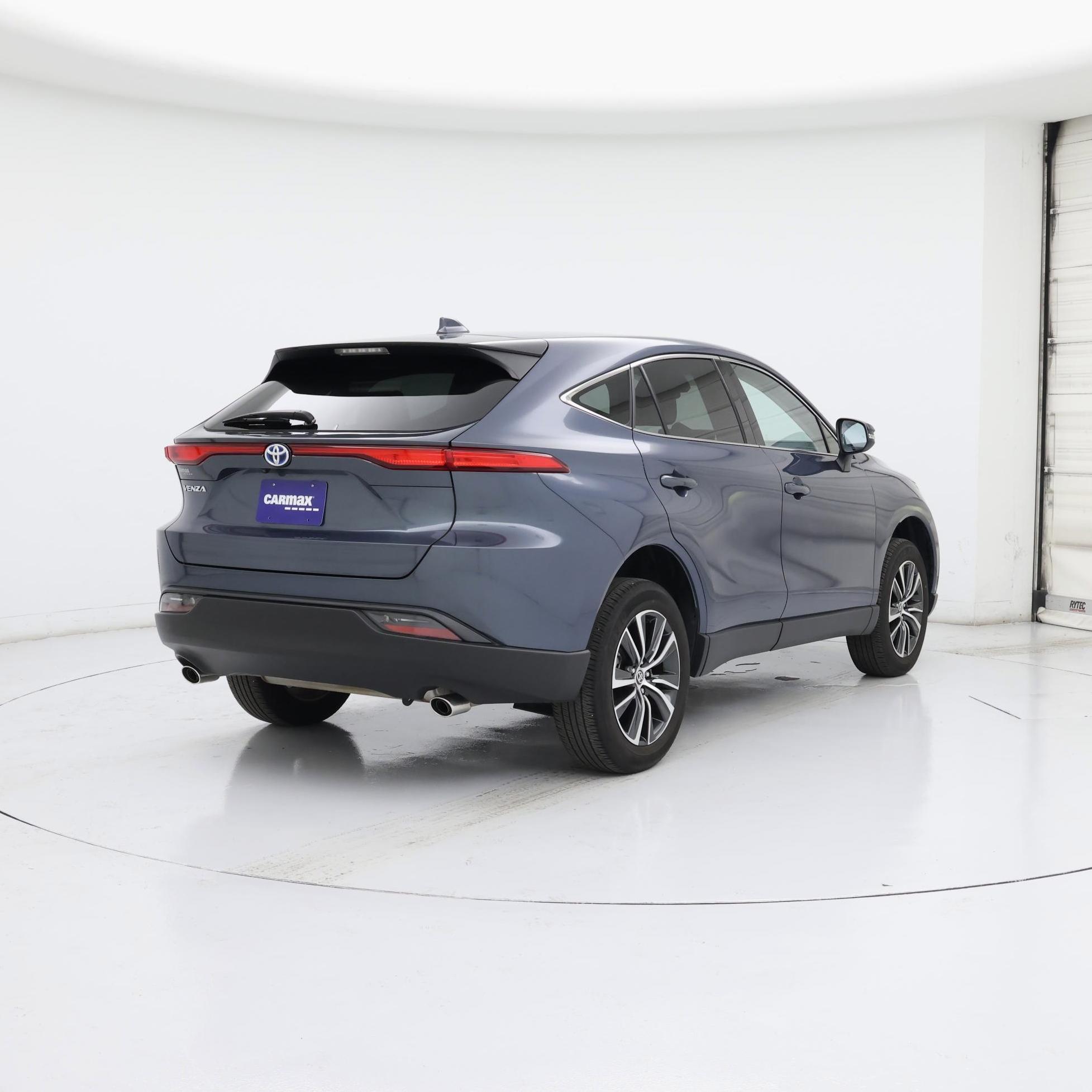 Thumbnail: 2023 Toyota Venza - 8