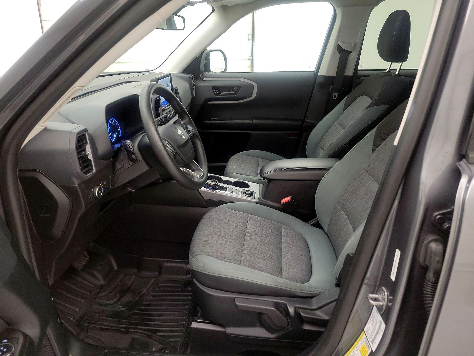 Thumbnail: 2021 Ford Bronco Sport - 11