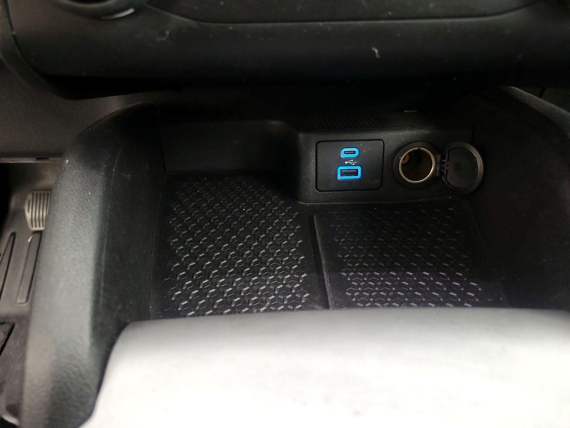 Thumbnail: 2021 Ford Bronco Sport - 18