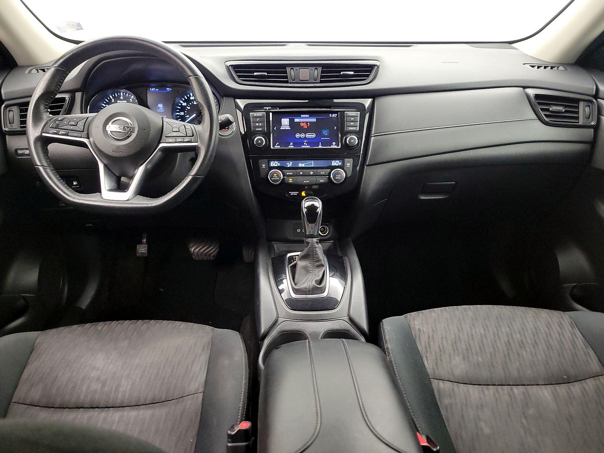 Thumbnail: 2019 Nissan Rogue - 9