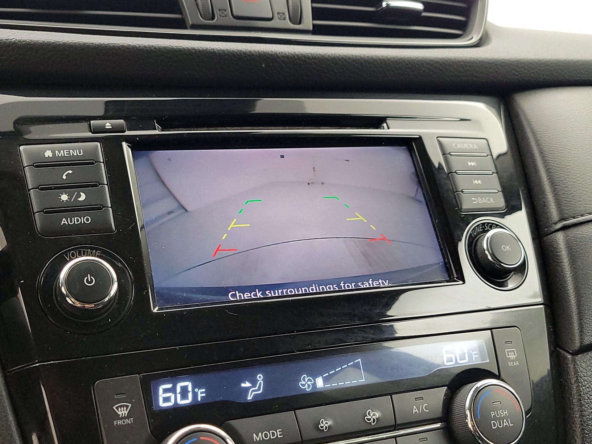 Thumbnail: 2019 Nissan Rogue - 14