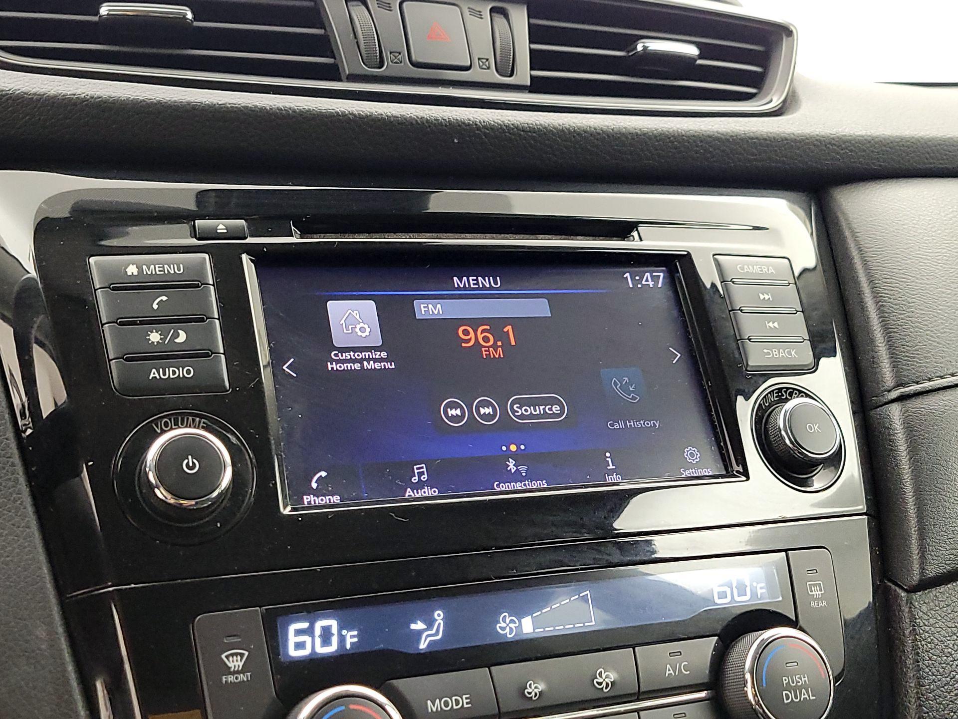 Thumbnail: 2019 Nissan Rogue - 15