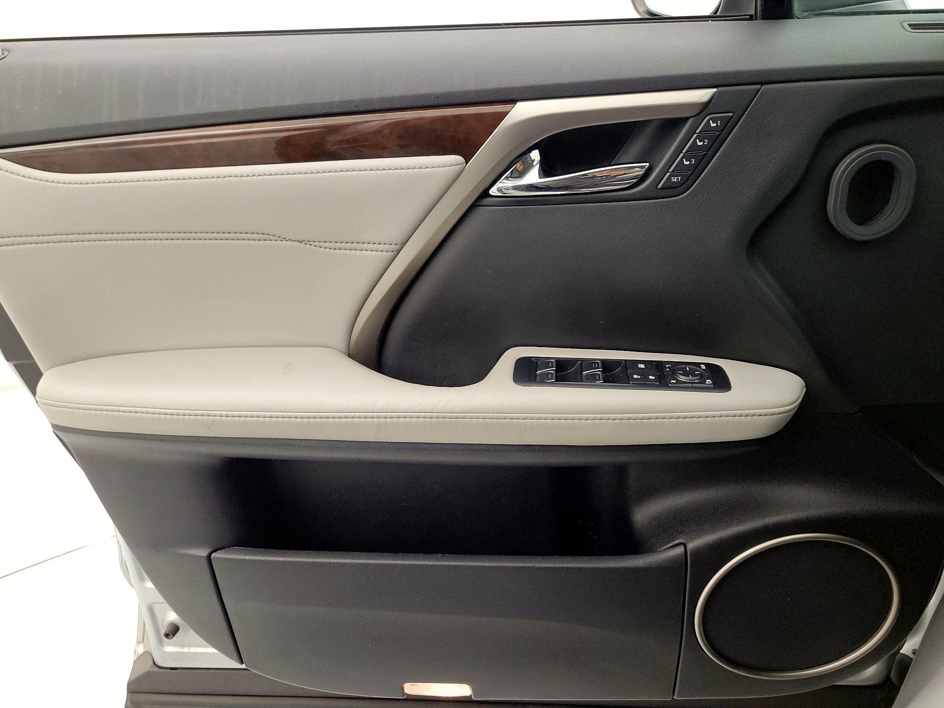 Thumbnail: 2017 Lexus RX - 12