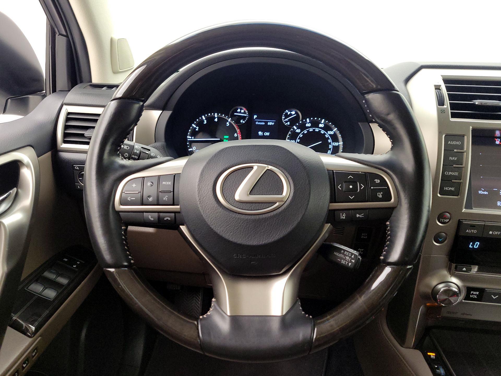 Thumbnail: 2021 Lexus GX - 10