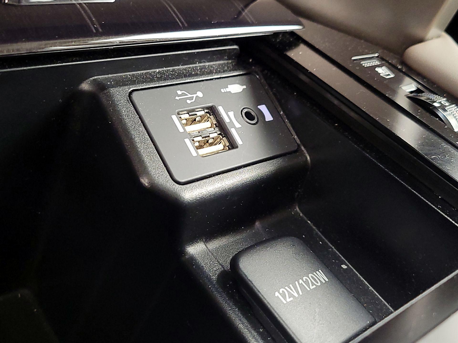 Thumbnail: 2021 Lexus GX - 18