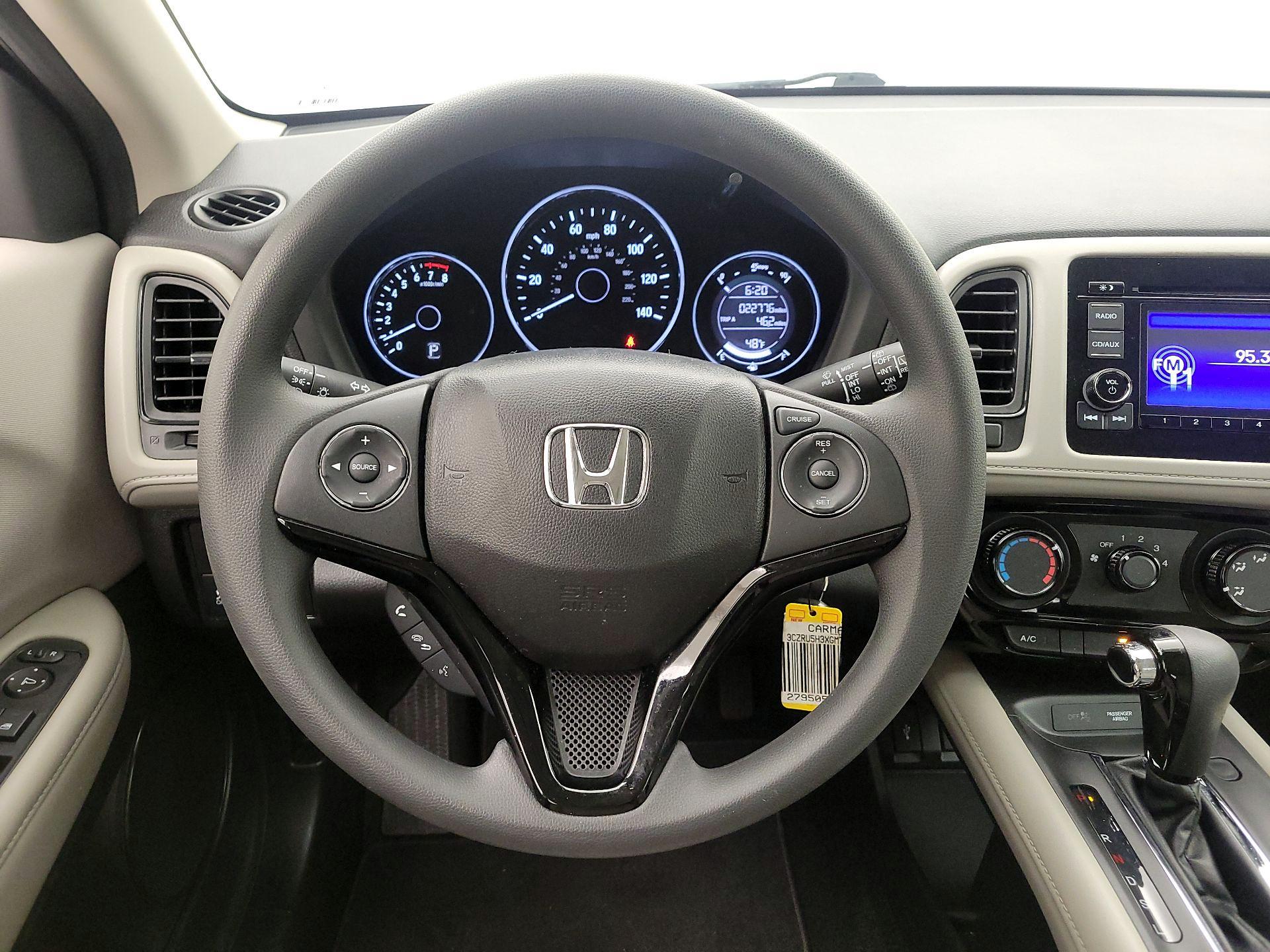 Thumbnail: 2016 Honda HR-V - 10