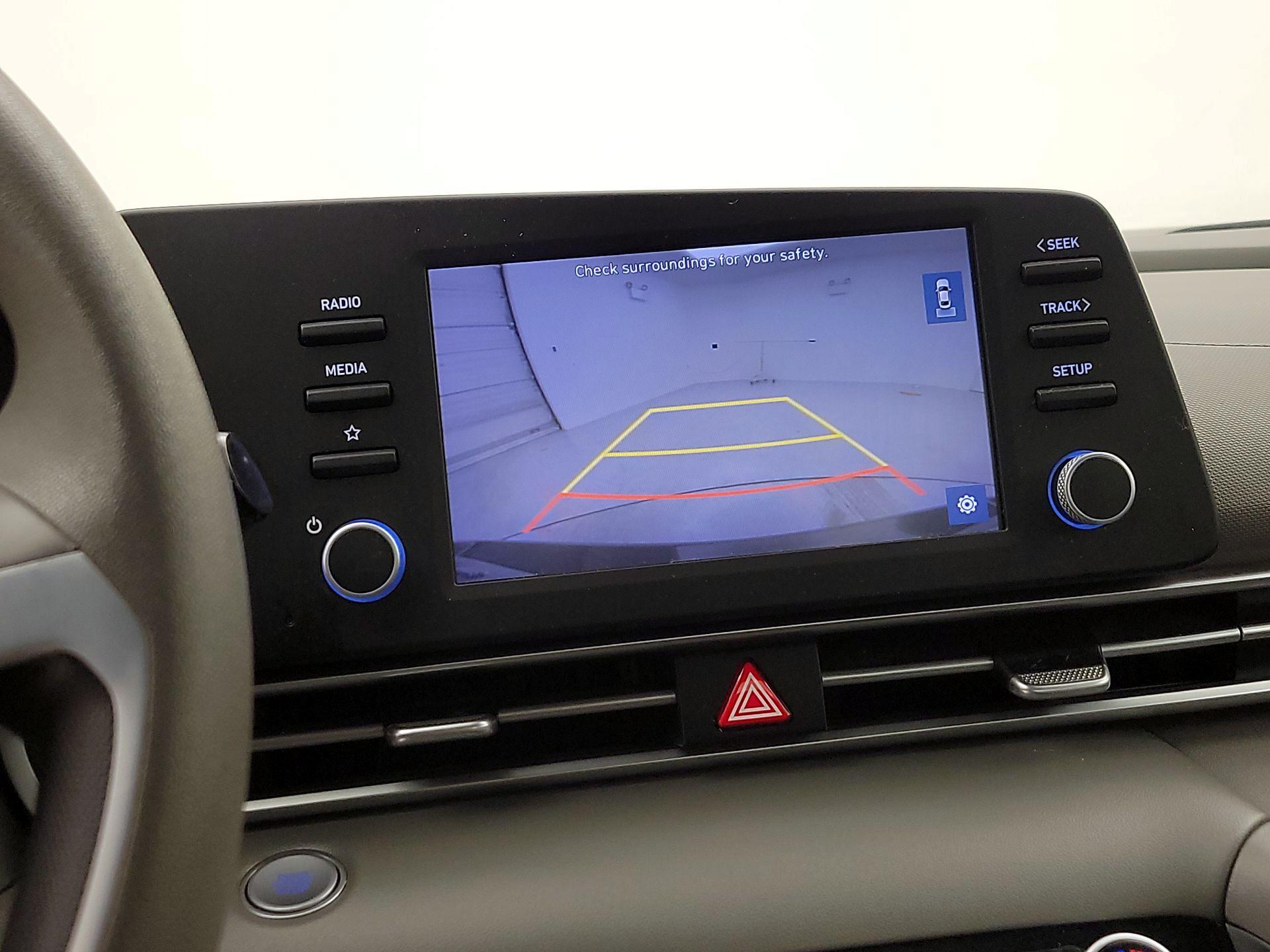 Thumbnail: 2022 Hyundai Elantra - 14