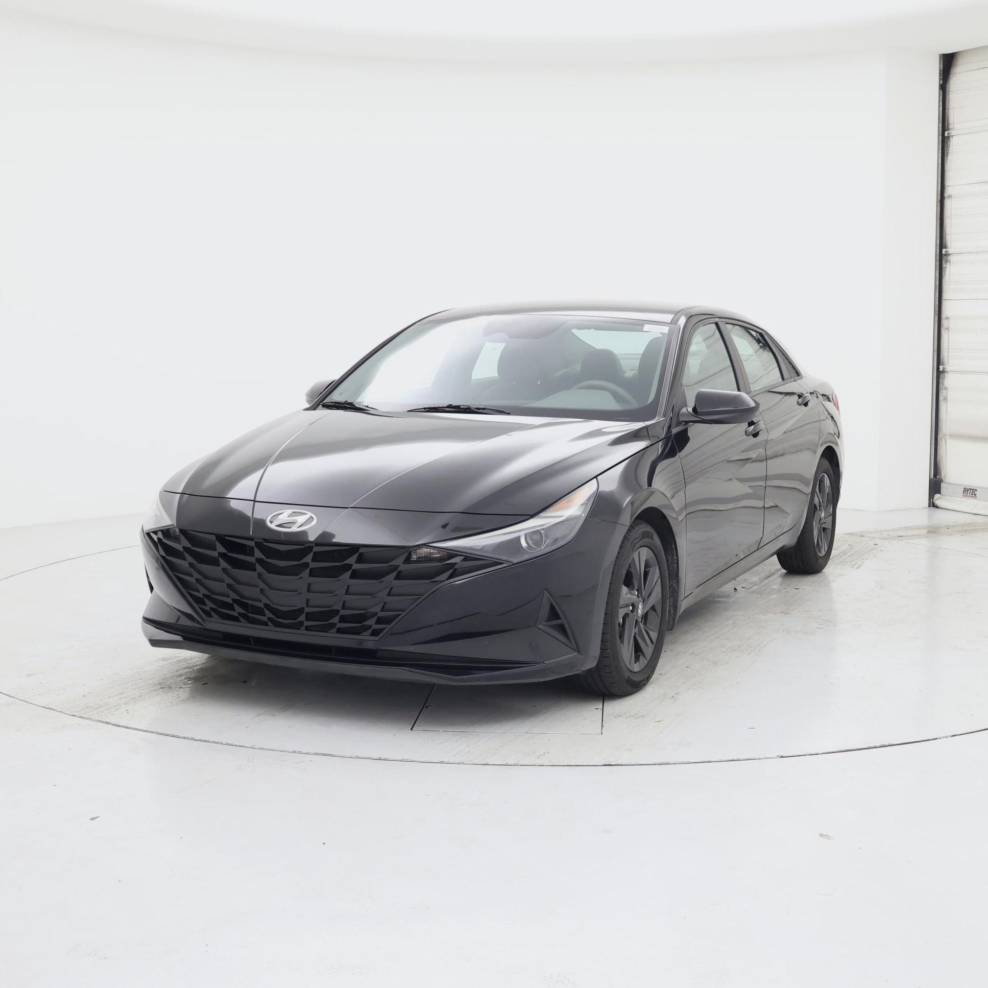 Thumbnail: 2022 Hyundai Elantra - 4