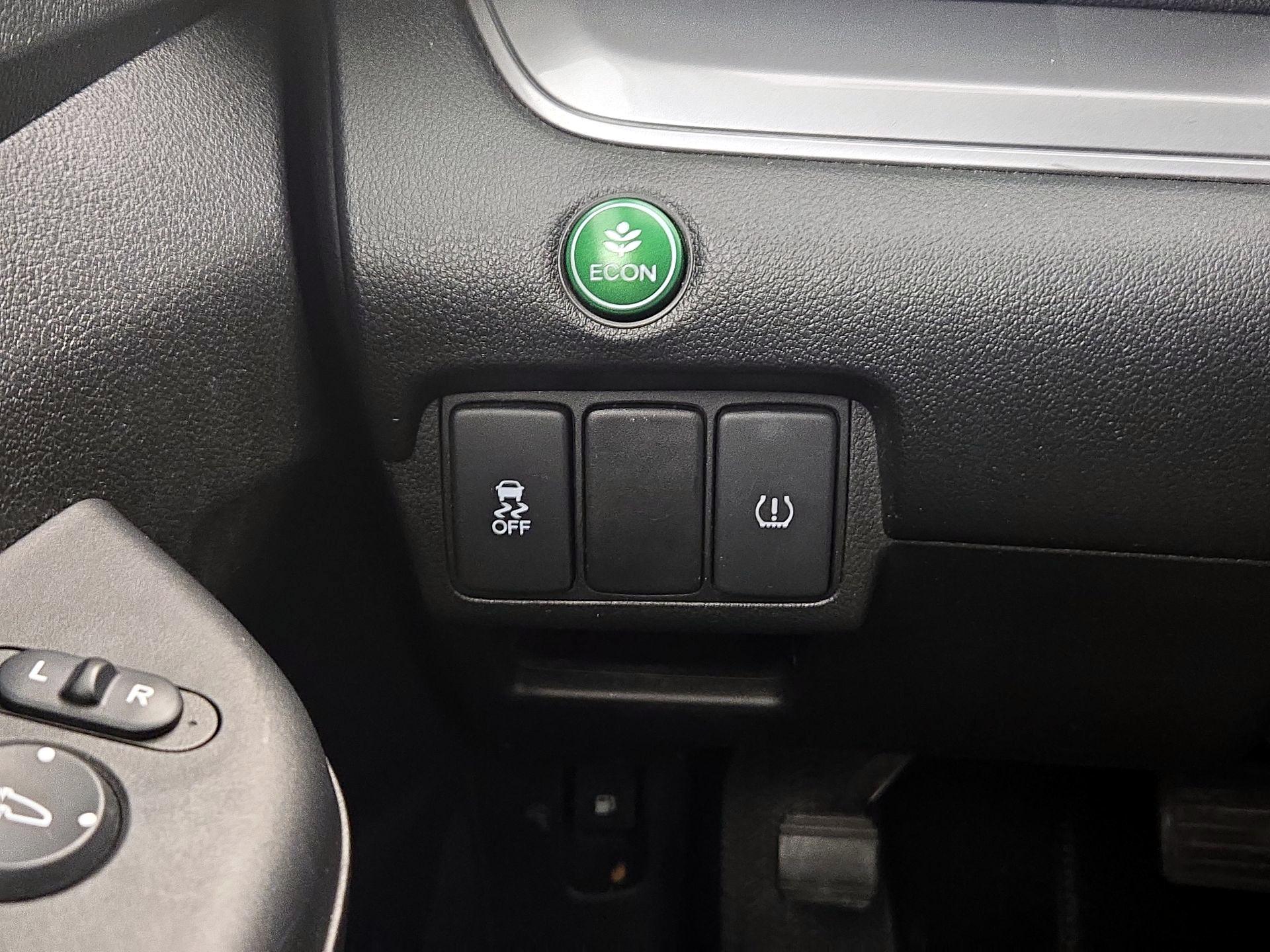 Thumbnail: 2015 Honda CR-V - 13