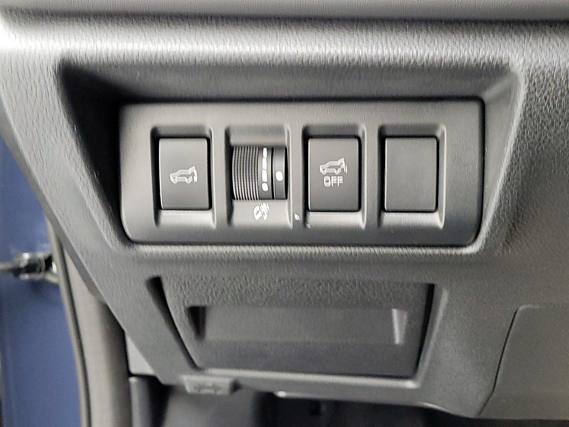 Thumbnail: 2023 Subaru Outback - 13