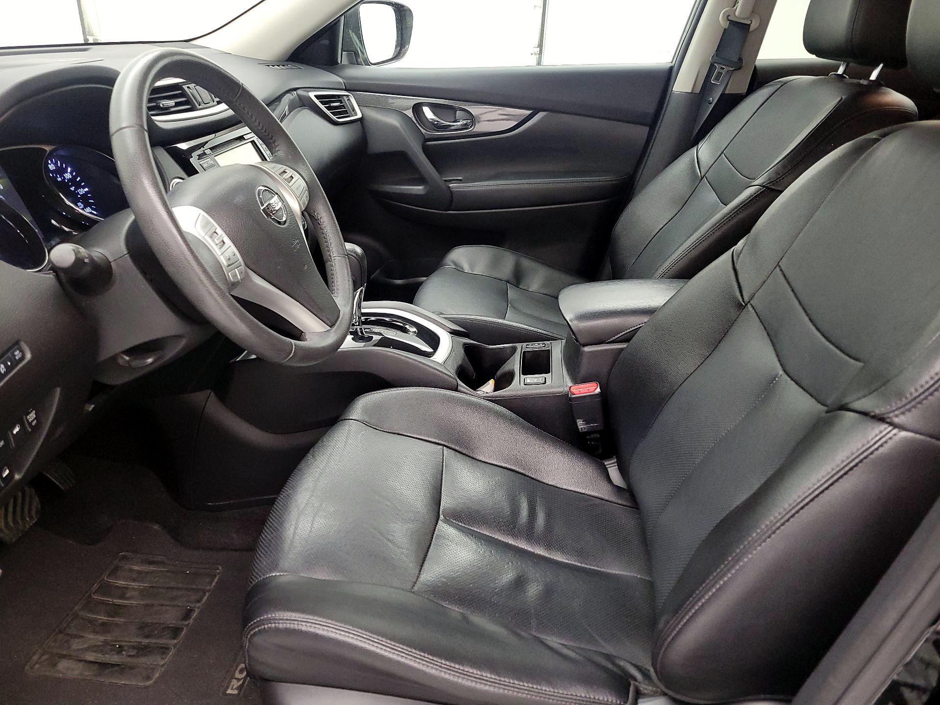 Thumbnail: 2016 Nissan Rogue - 11